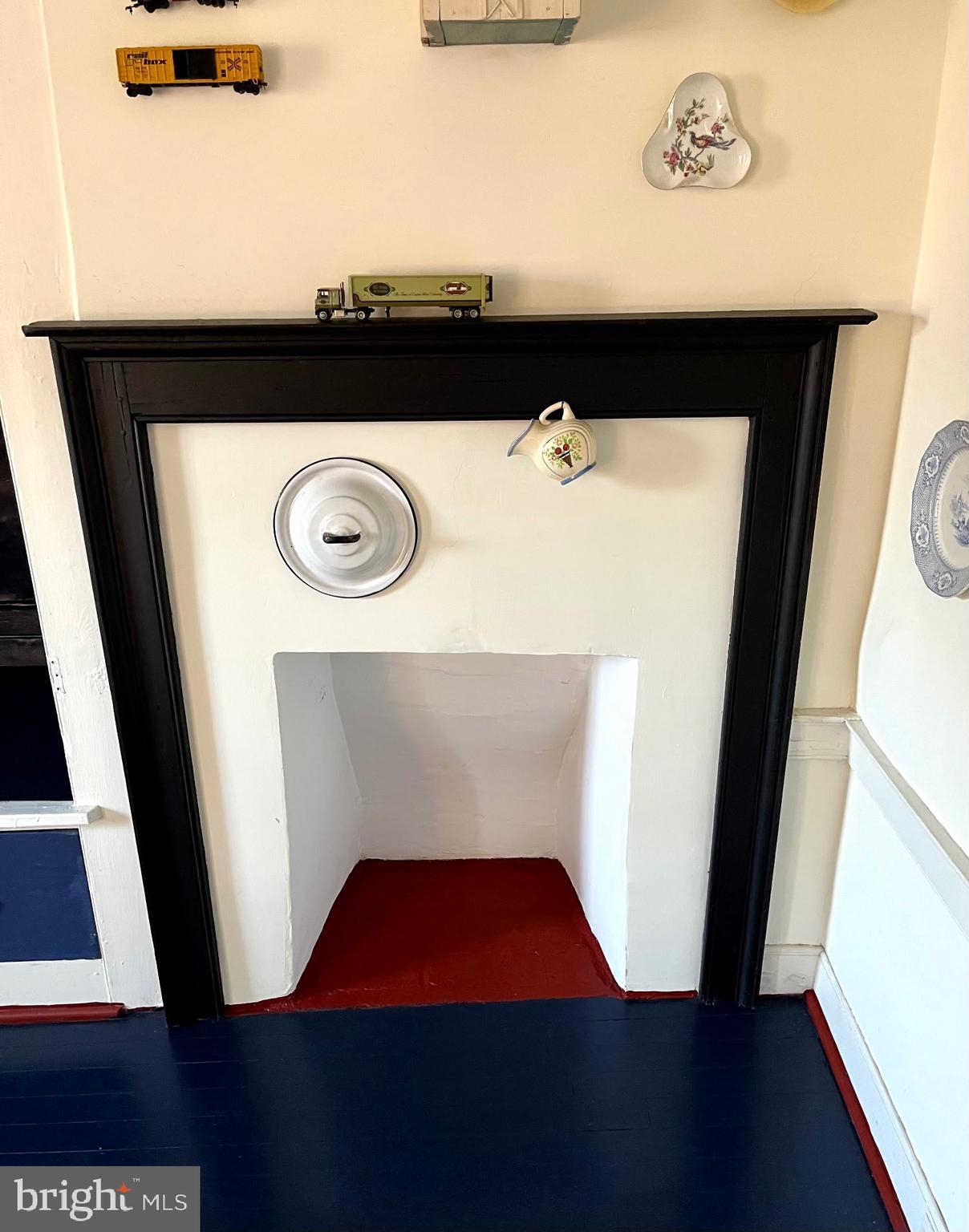 UNIONTOWN - Residential