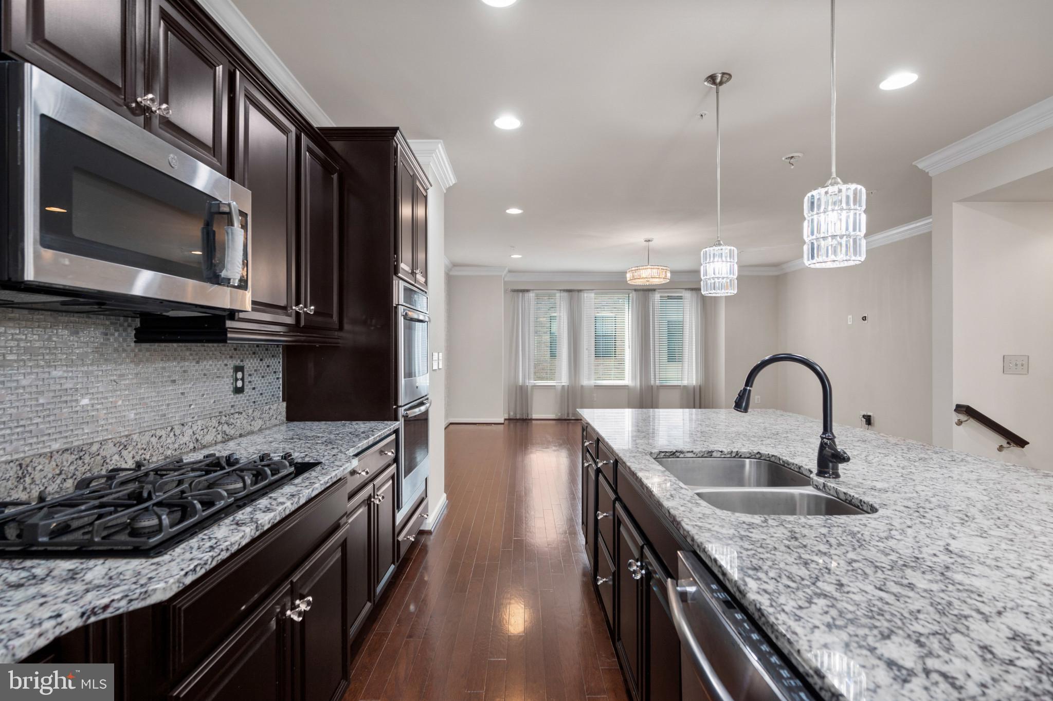 POTOMAC OVERLOOK AT NATIONAL HARBOR - Residential