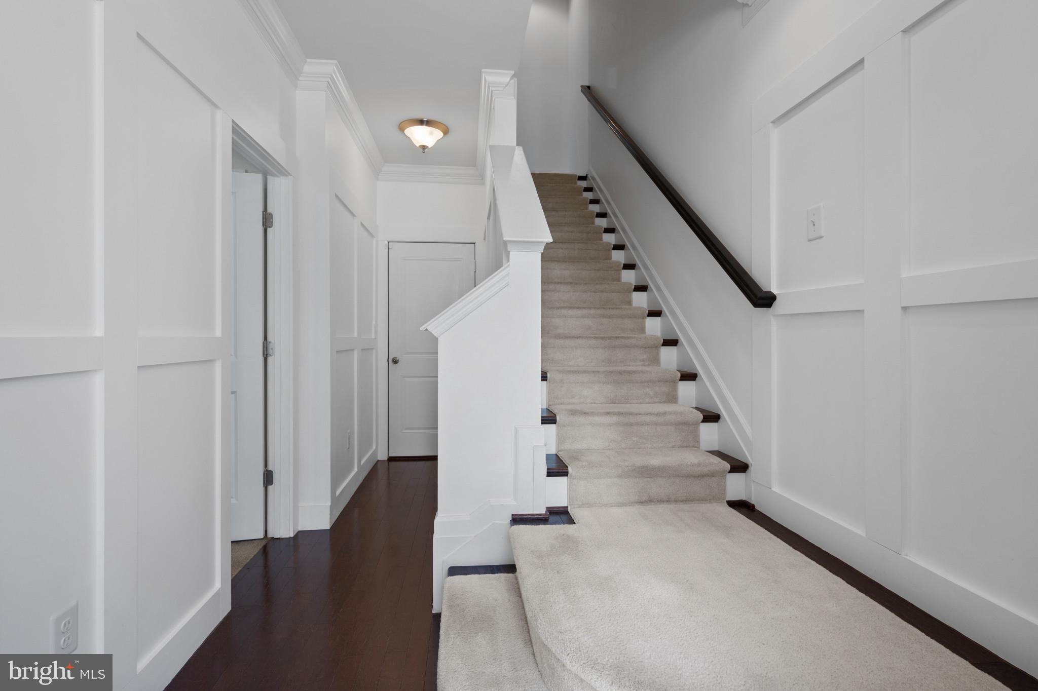 510 HALLIARD LANE