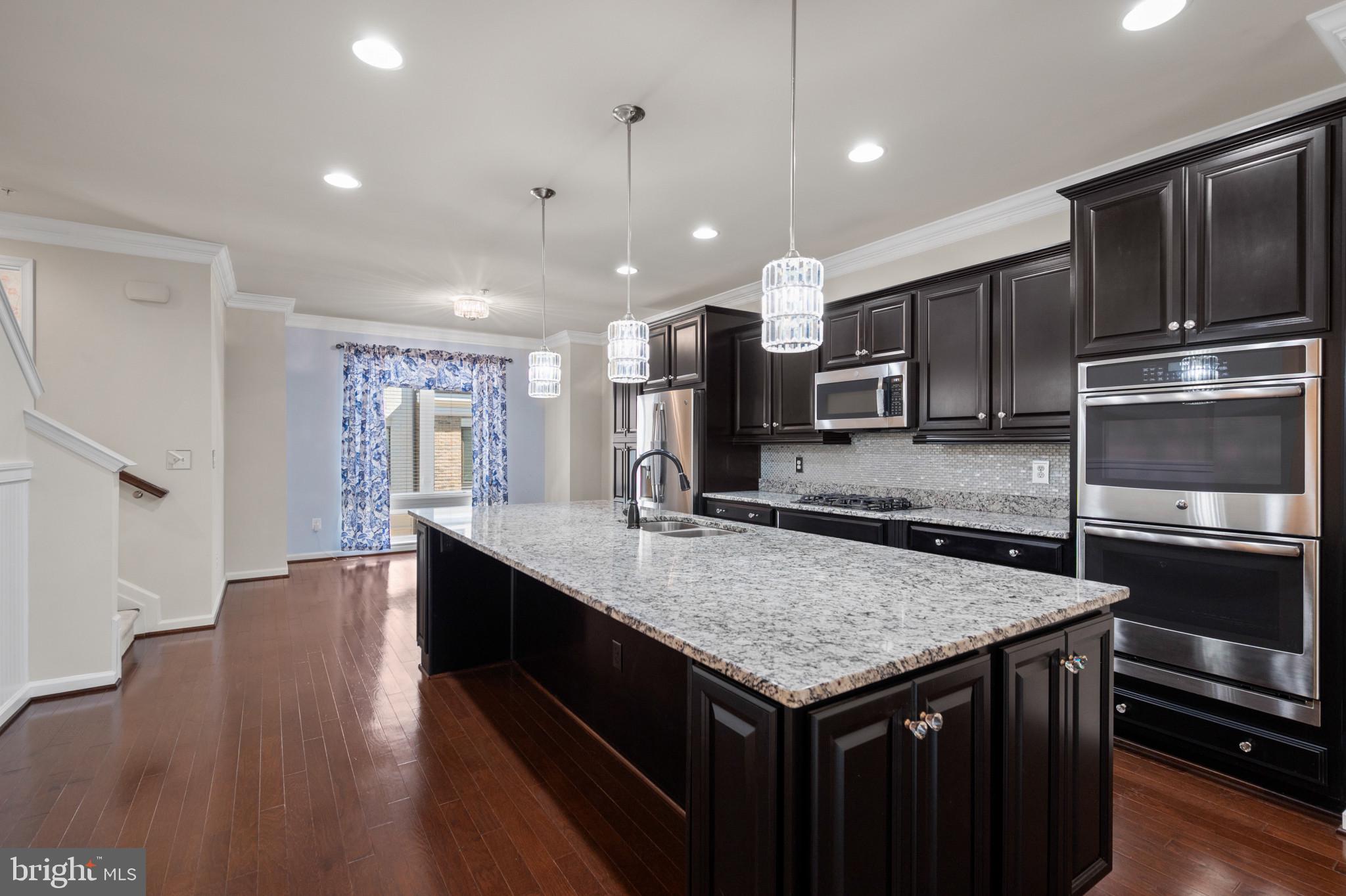 POTOMAC OVERLOOK AT NATIONAL HARBOR - Residential