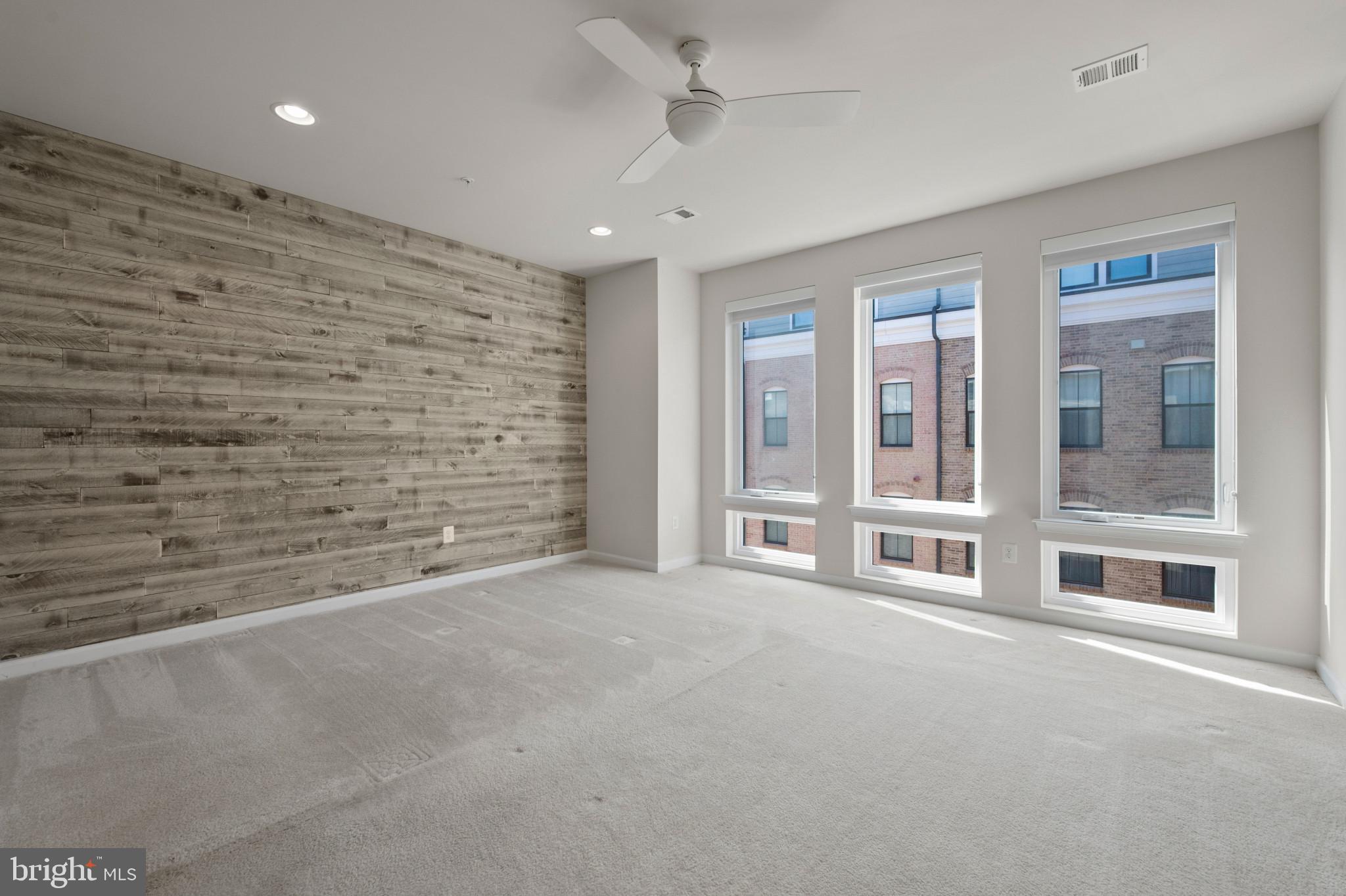 POTOMAC OVERLOOK AT NATIONAL HARBOR - Residential