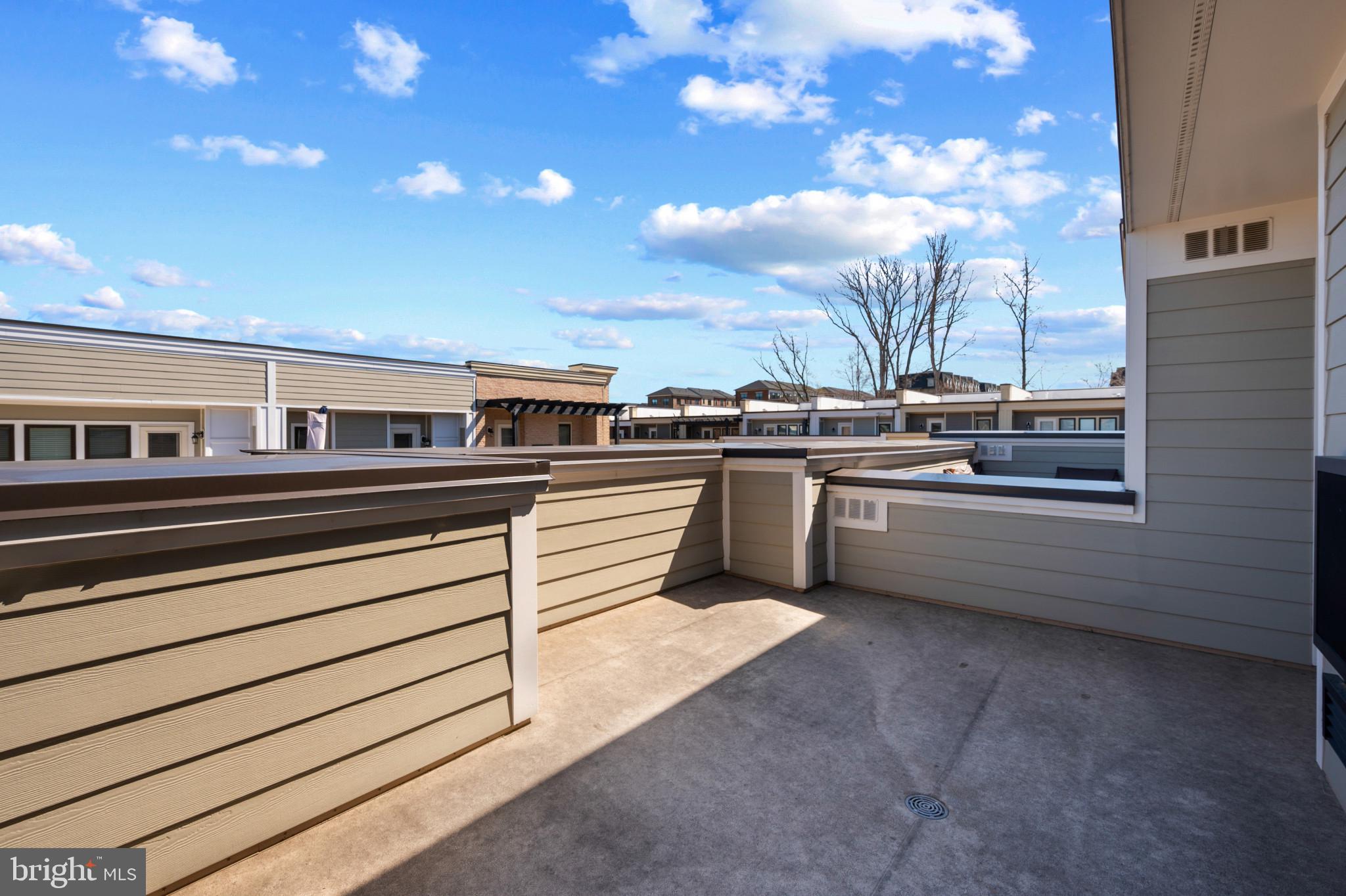 POTOMAC OVERLOOK AT NATIONAL HARBOR - Residential