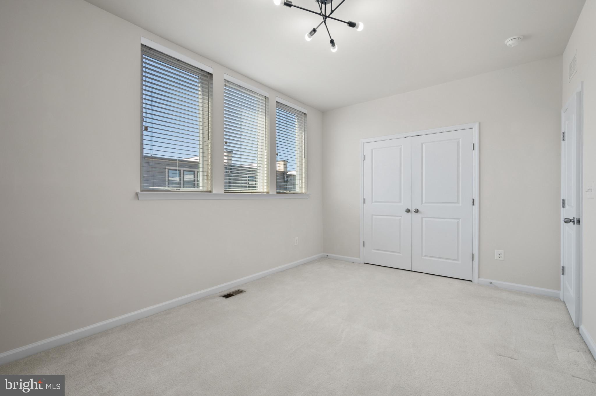 POTOMAC OVERLOOK AT NATIONAL HARBOR - Residential