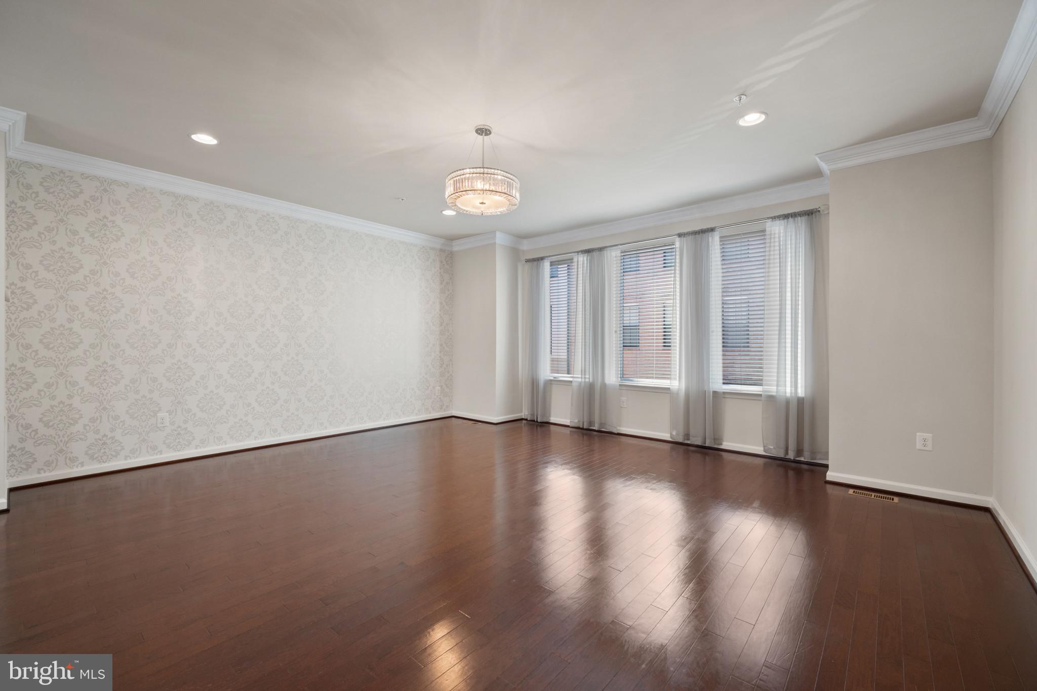 POTOMAC OVERLOOK AT NATIONAL HARBOR - Residential