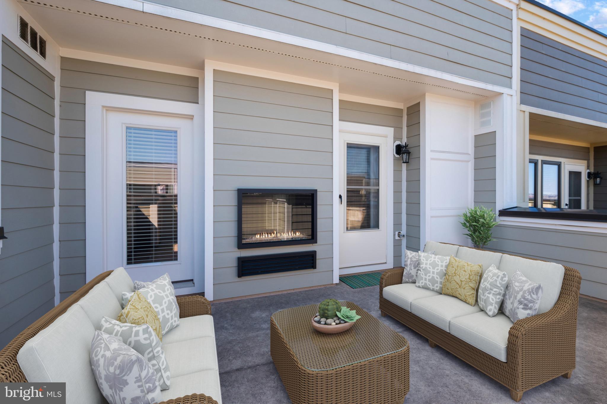 POTOMAC OVERLOOK AT NATIONAL HARBOR - Residential