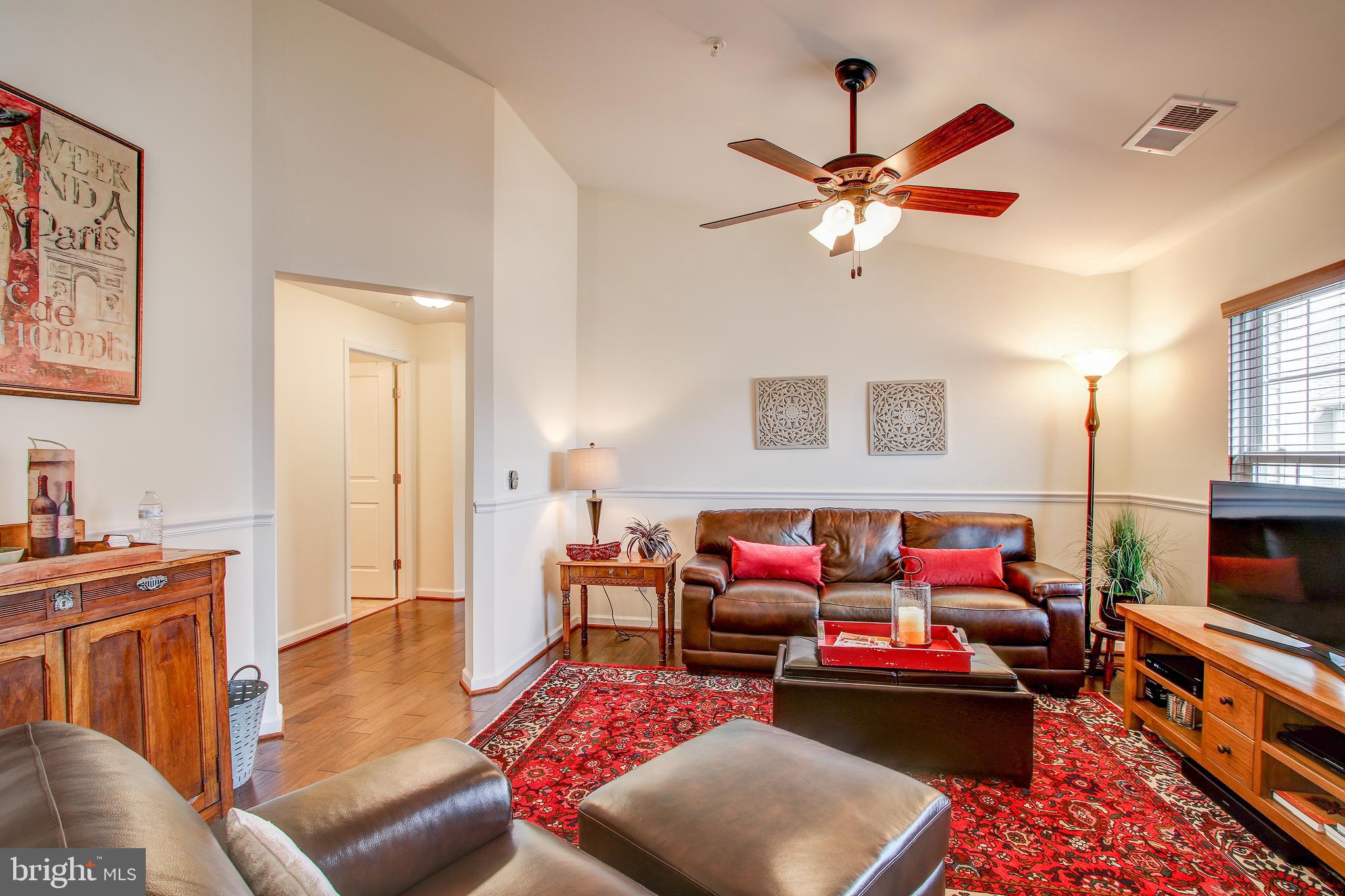 CHELSEA COURTS - Residential