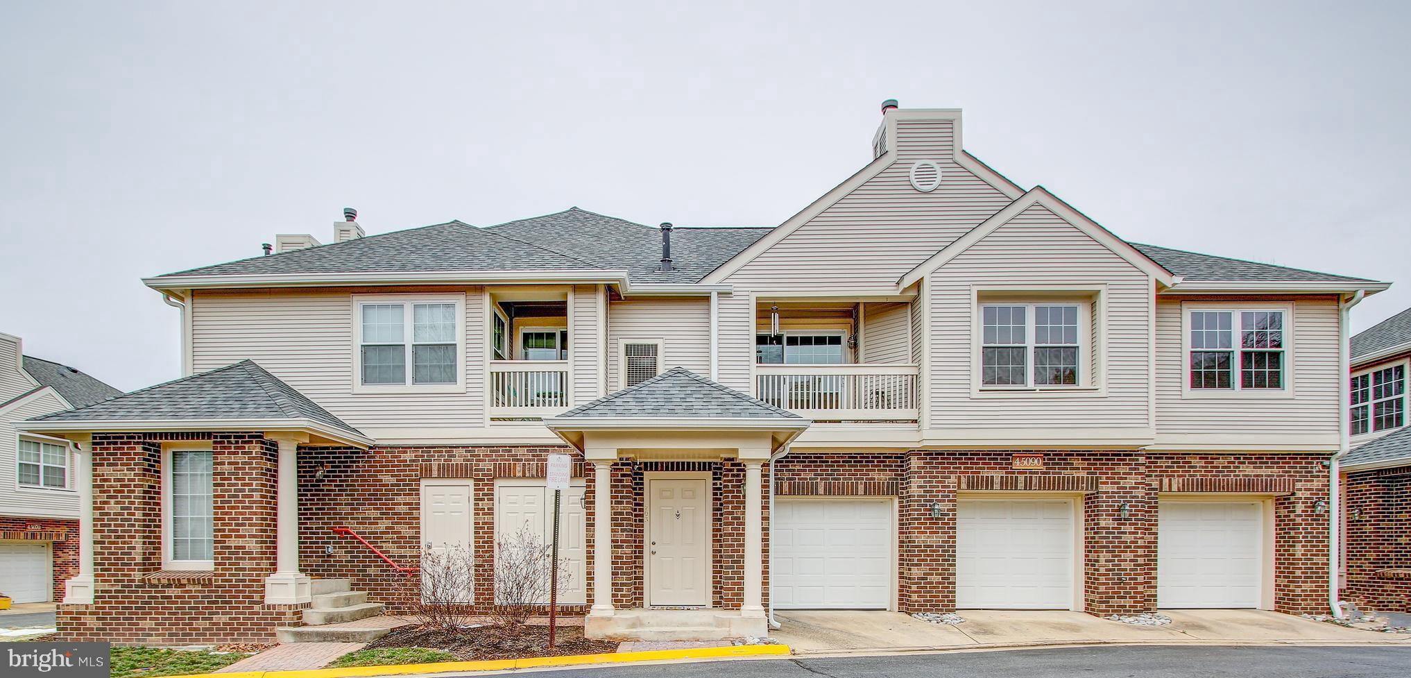 CHELSEA COURTS - Residential