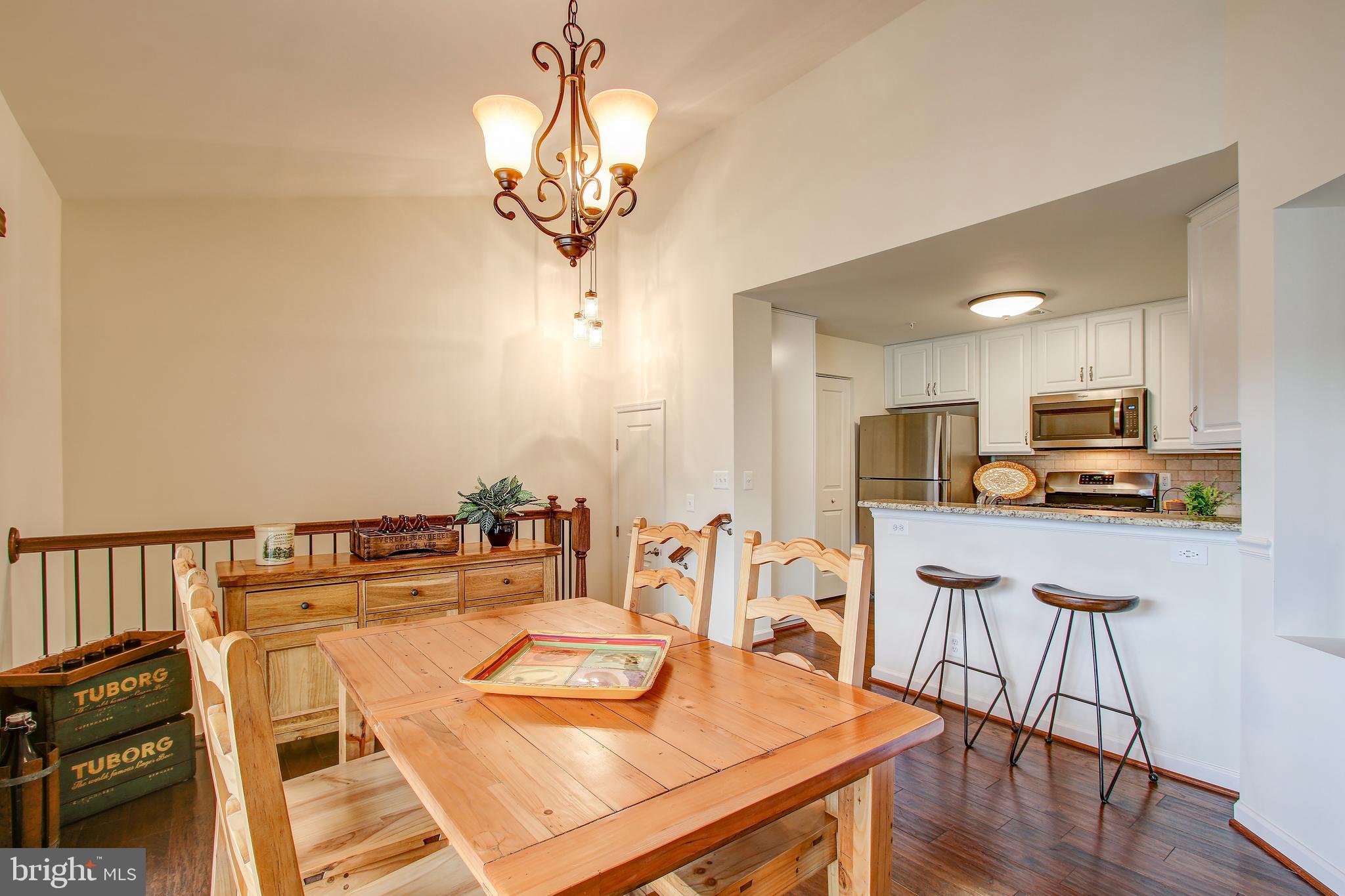 CHELSEA COURTS - Residential