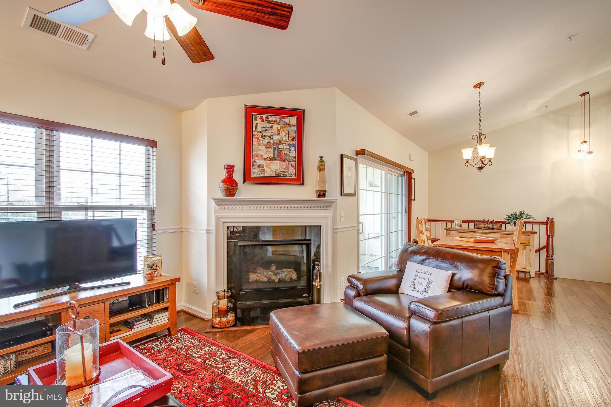 CHELSEA COURTS - Residential