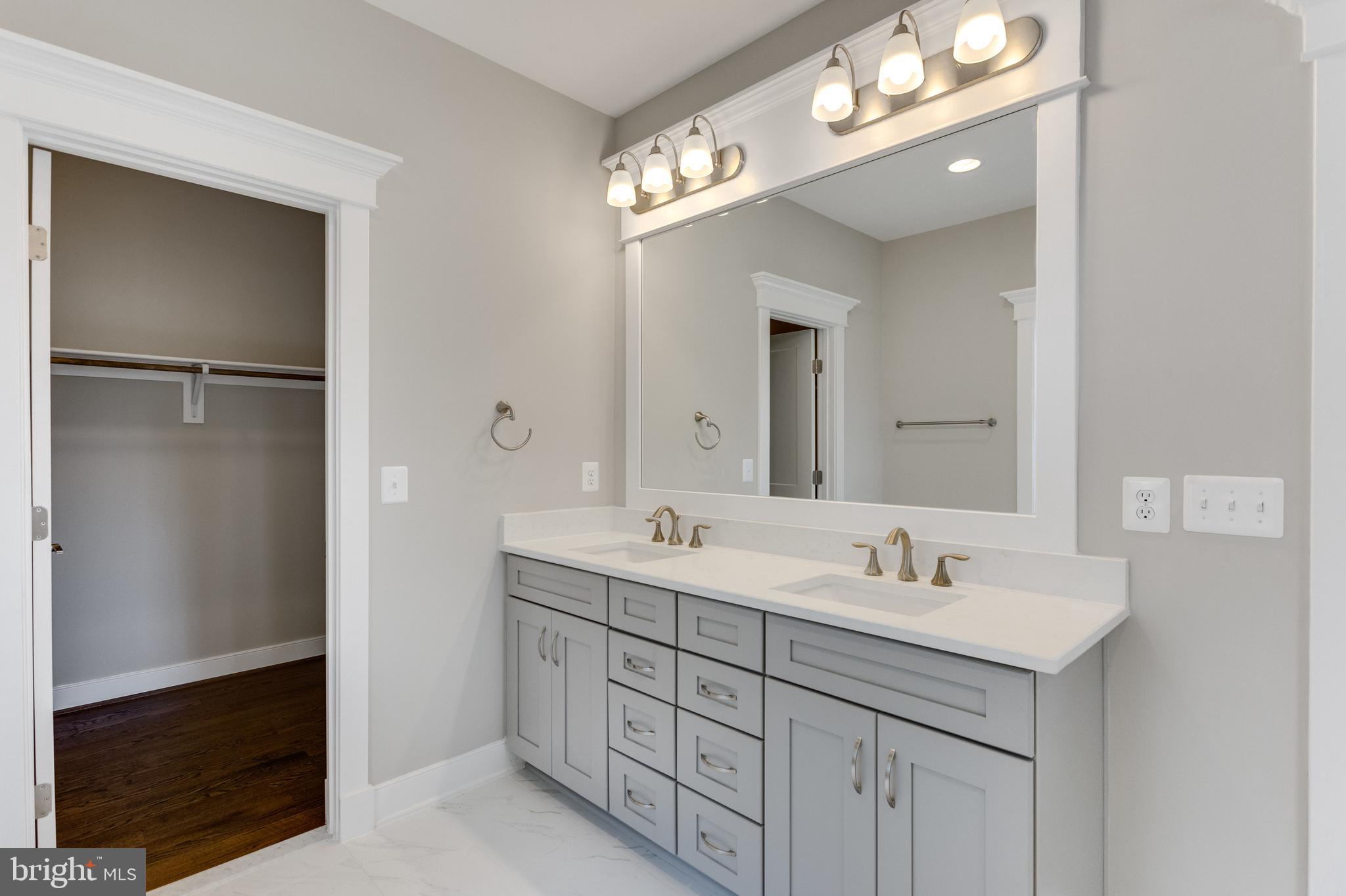 LIVINGSTON HEIGHTS - Residential