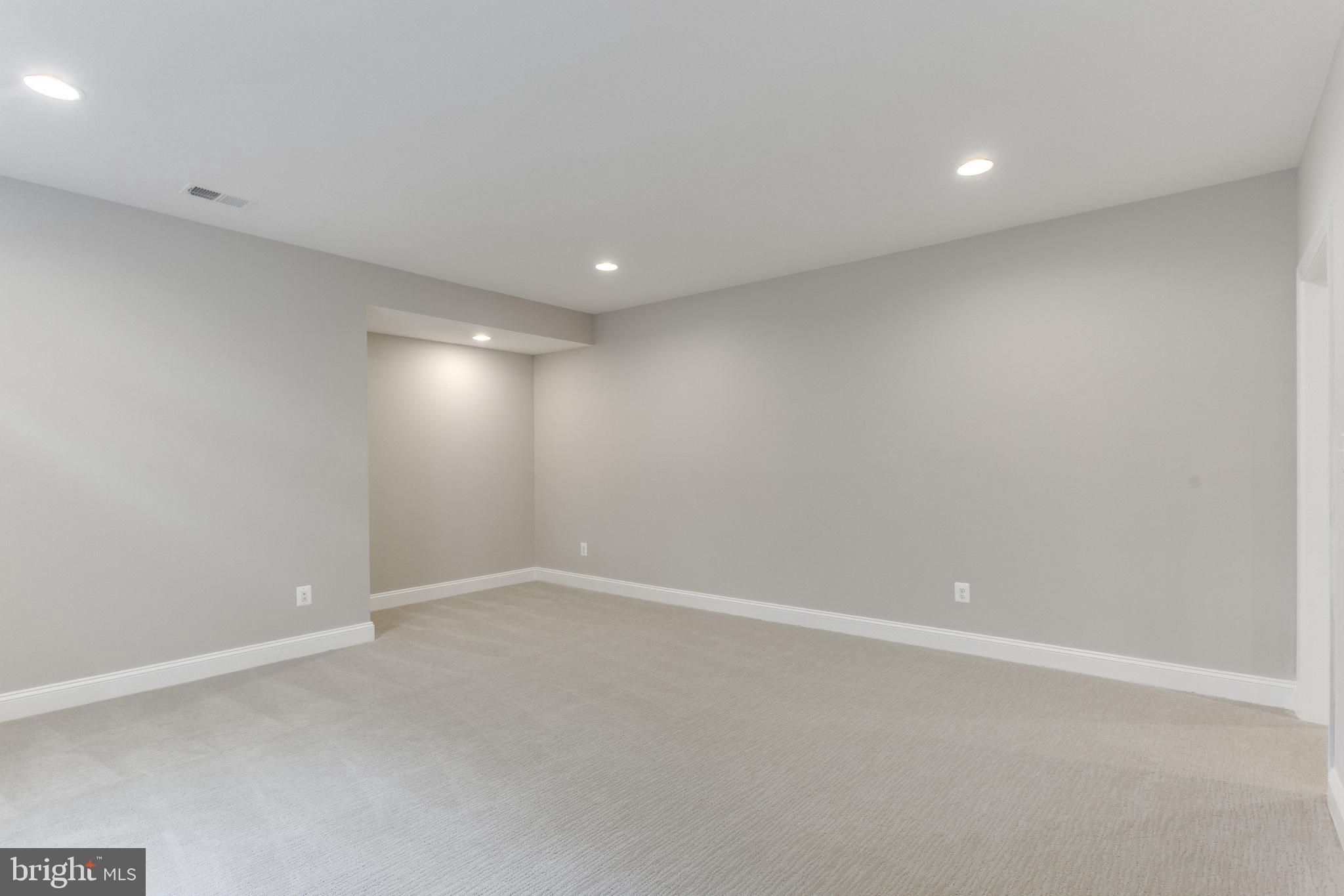 LIVINGSTON HEIGHTS - Residential