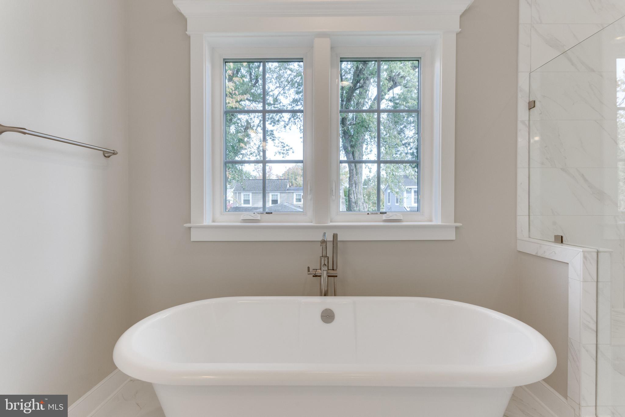 LIVINGSTON HEIGHTS - Residential