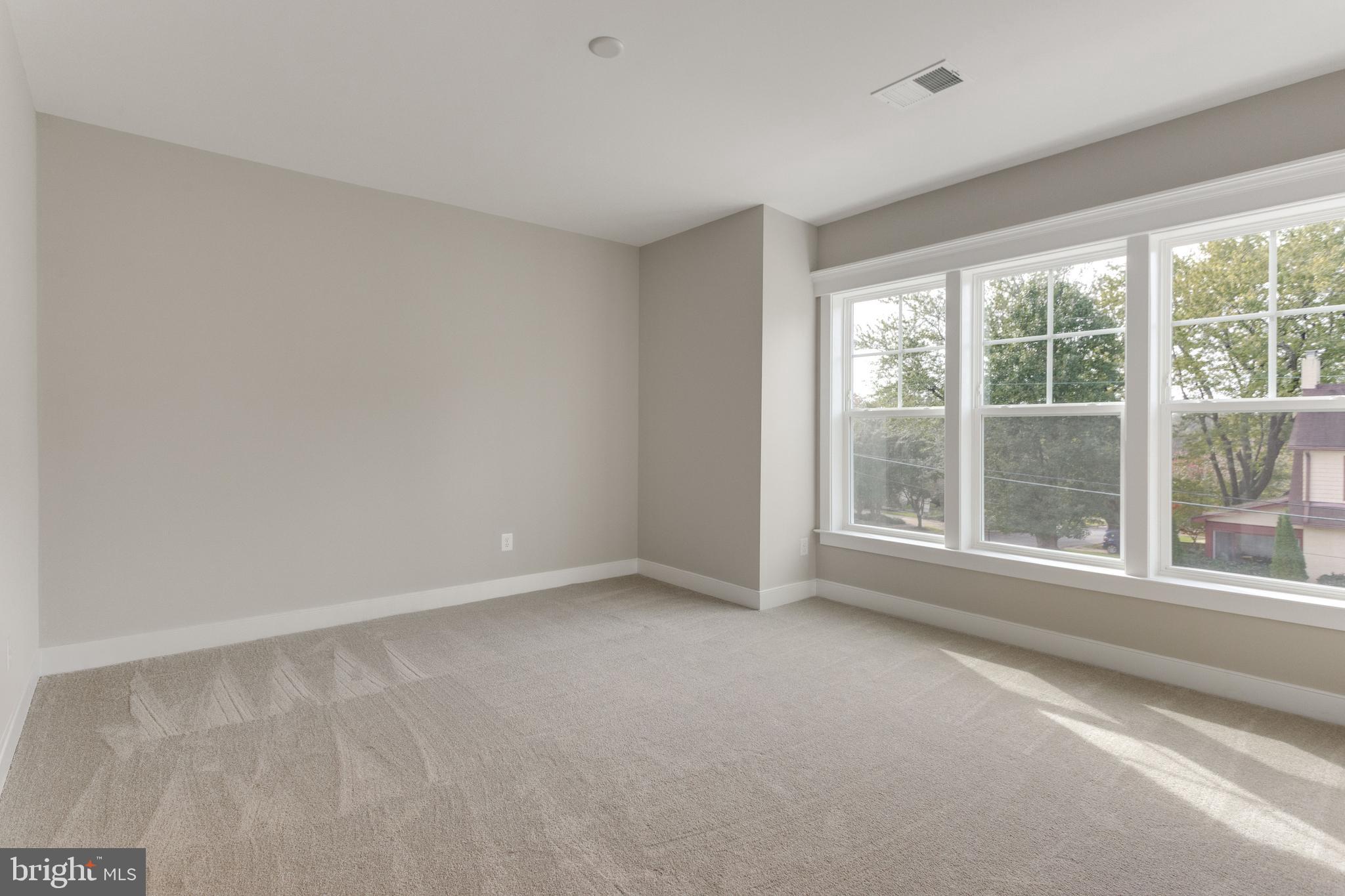 LIVINGSTON HEIGHTS - Residential