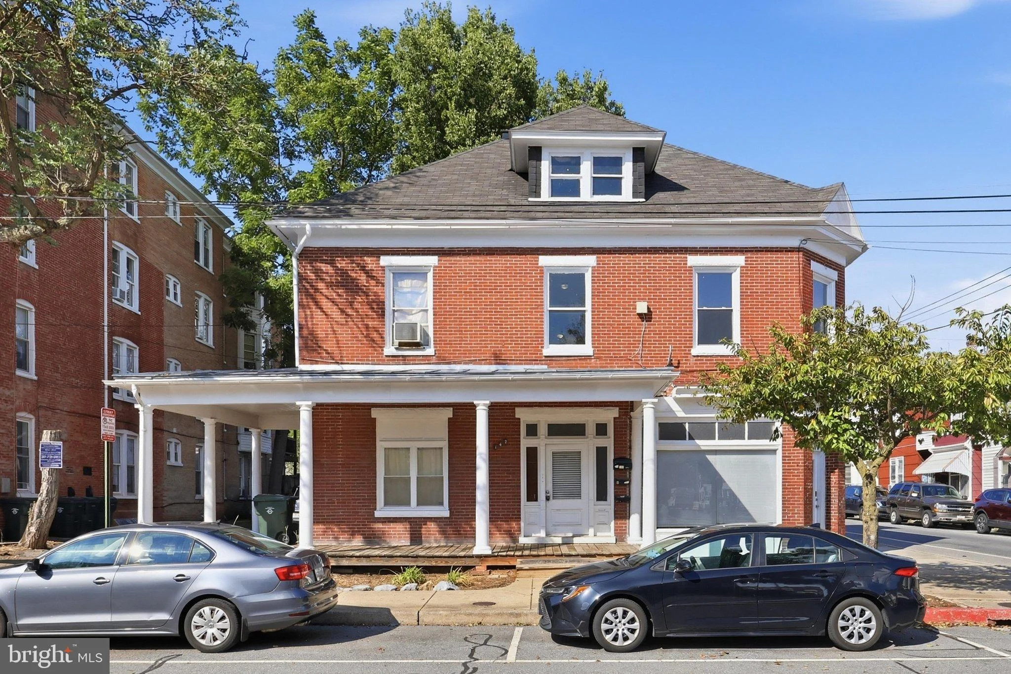 142 Broadway
