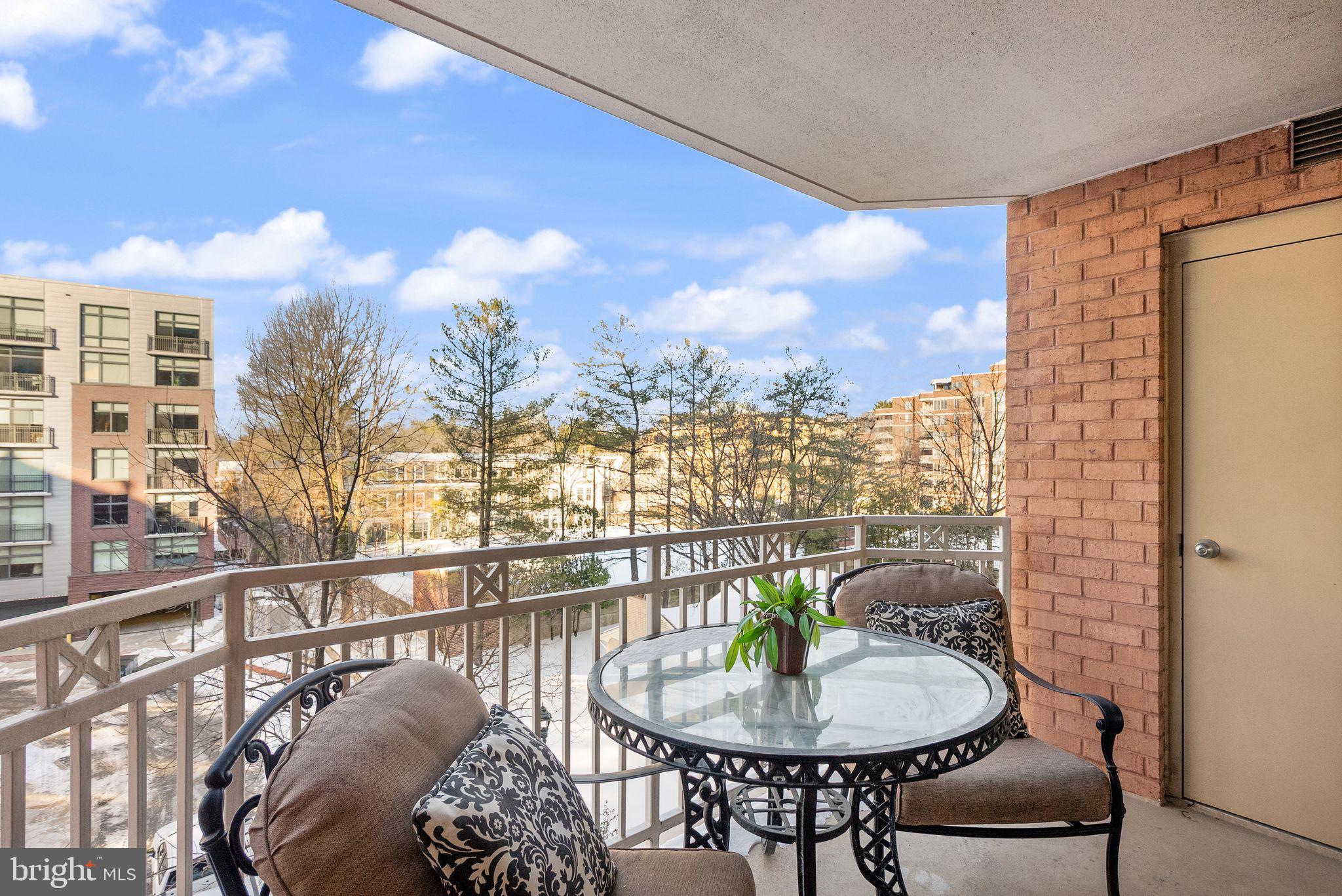 THE CHASE AT BETHESDA - Residential