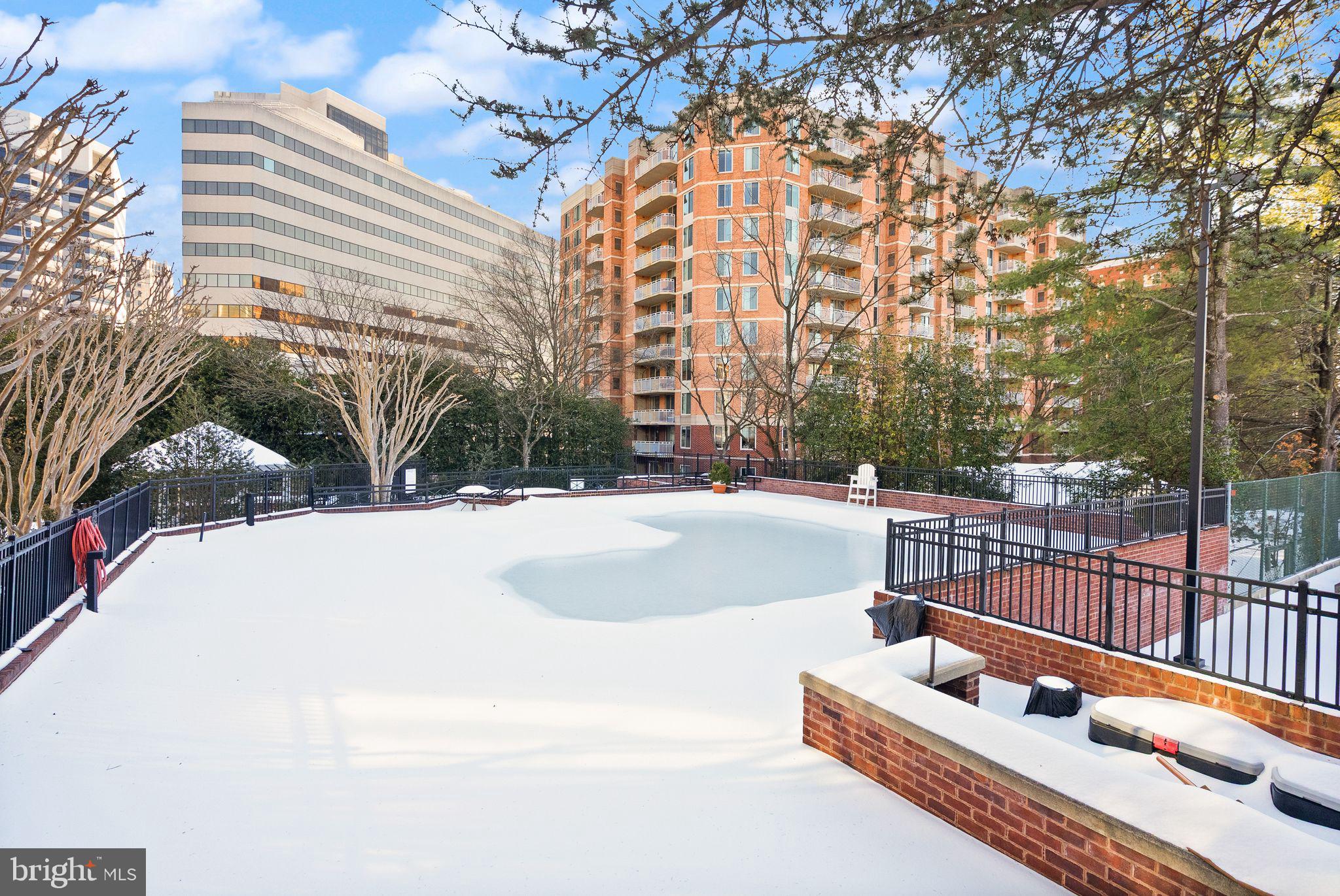 THE CHASE AT BETHESDA - Residential