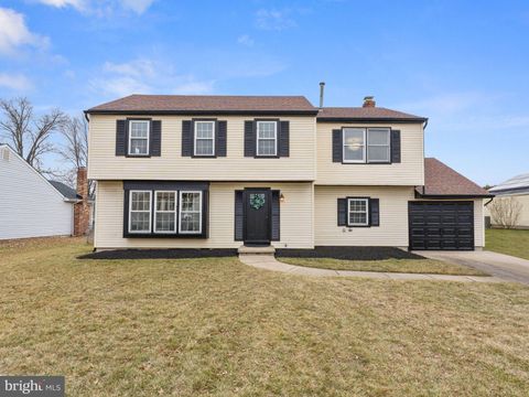 98 RED STONE RIDGE DELRAN NJ 08075
