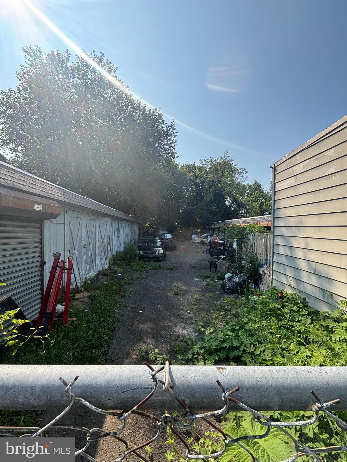 WISSAHICKON - Commercial Sale