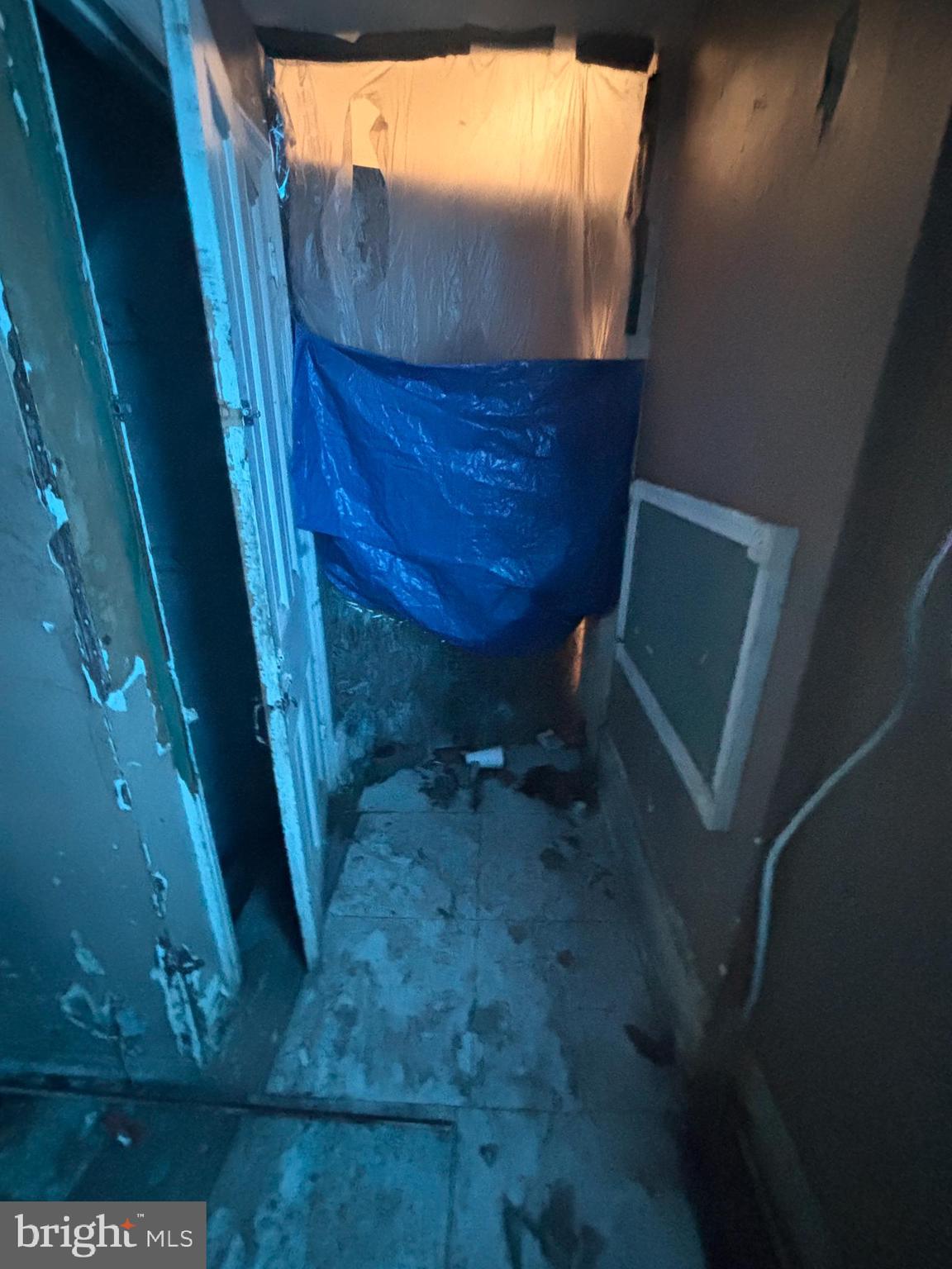 WISSAHICKON - Commercial Sale