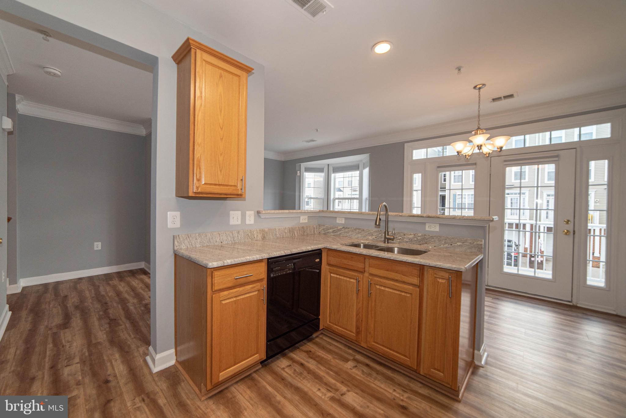 COPPERMINE CROSSING - Residential Lease