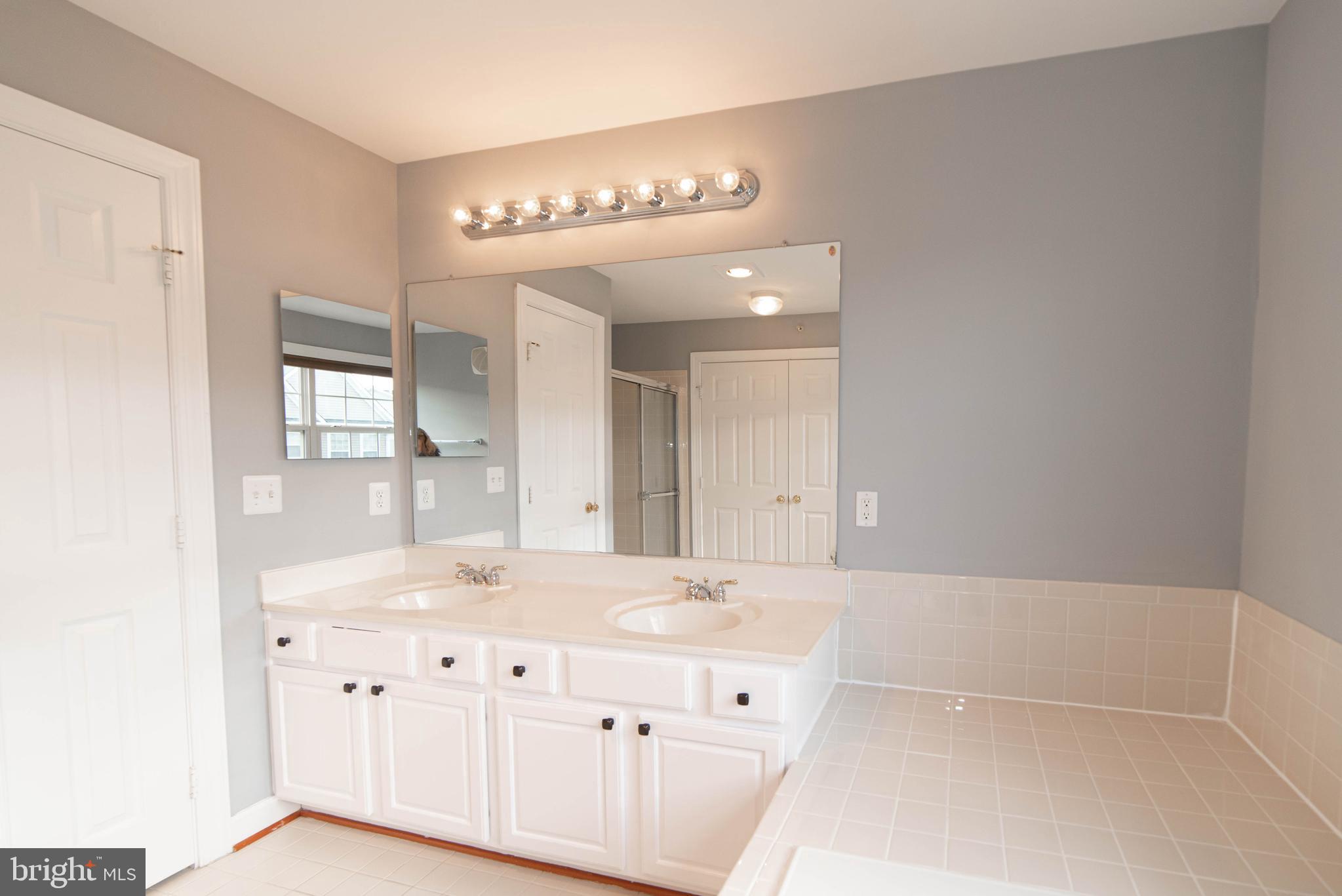 COPPERMINE CROSSING - Residential Lease