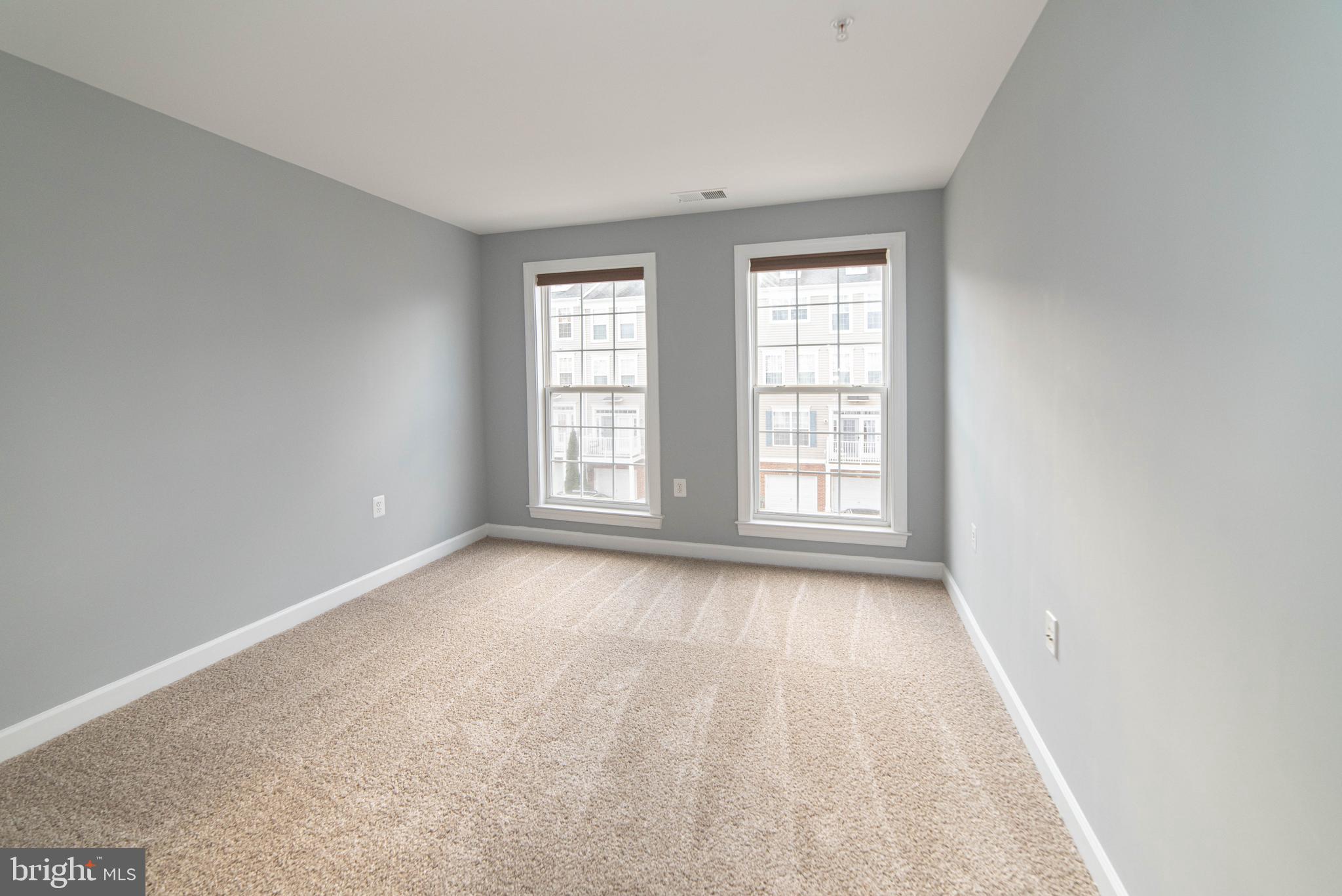 COPPERMINE CROSSING - Residential Lease