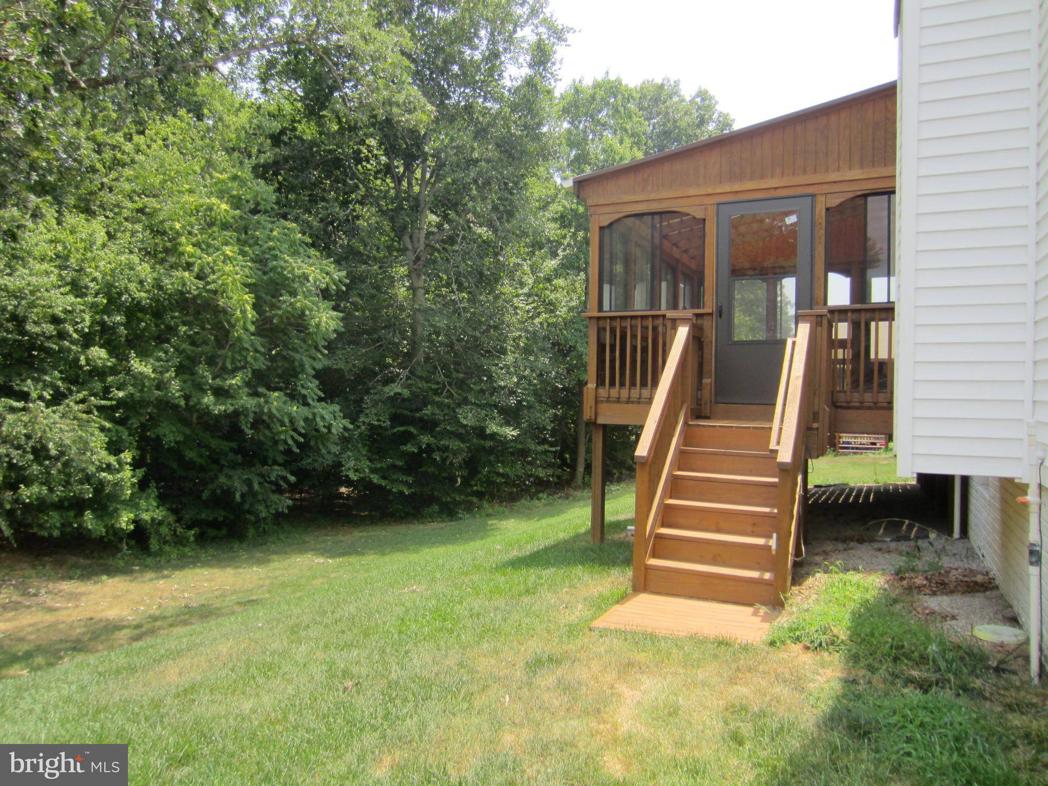 CARDINAL RIDGE - Residential Lease