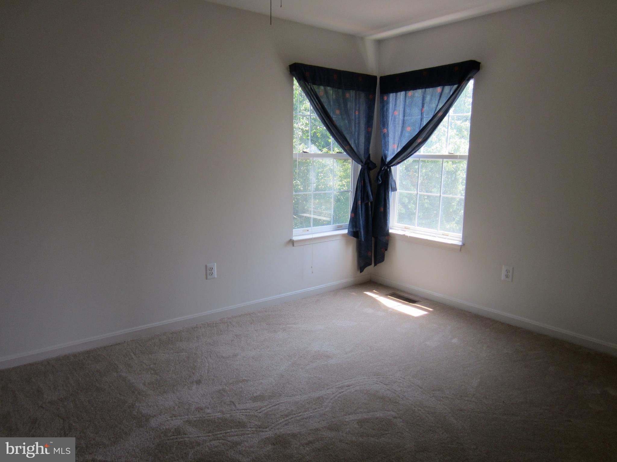 CARDINAL RIDGE - Residential Lease