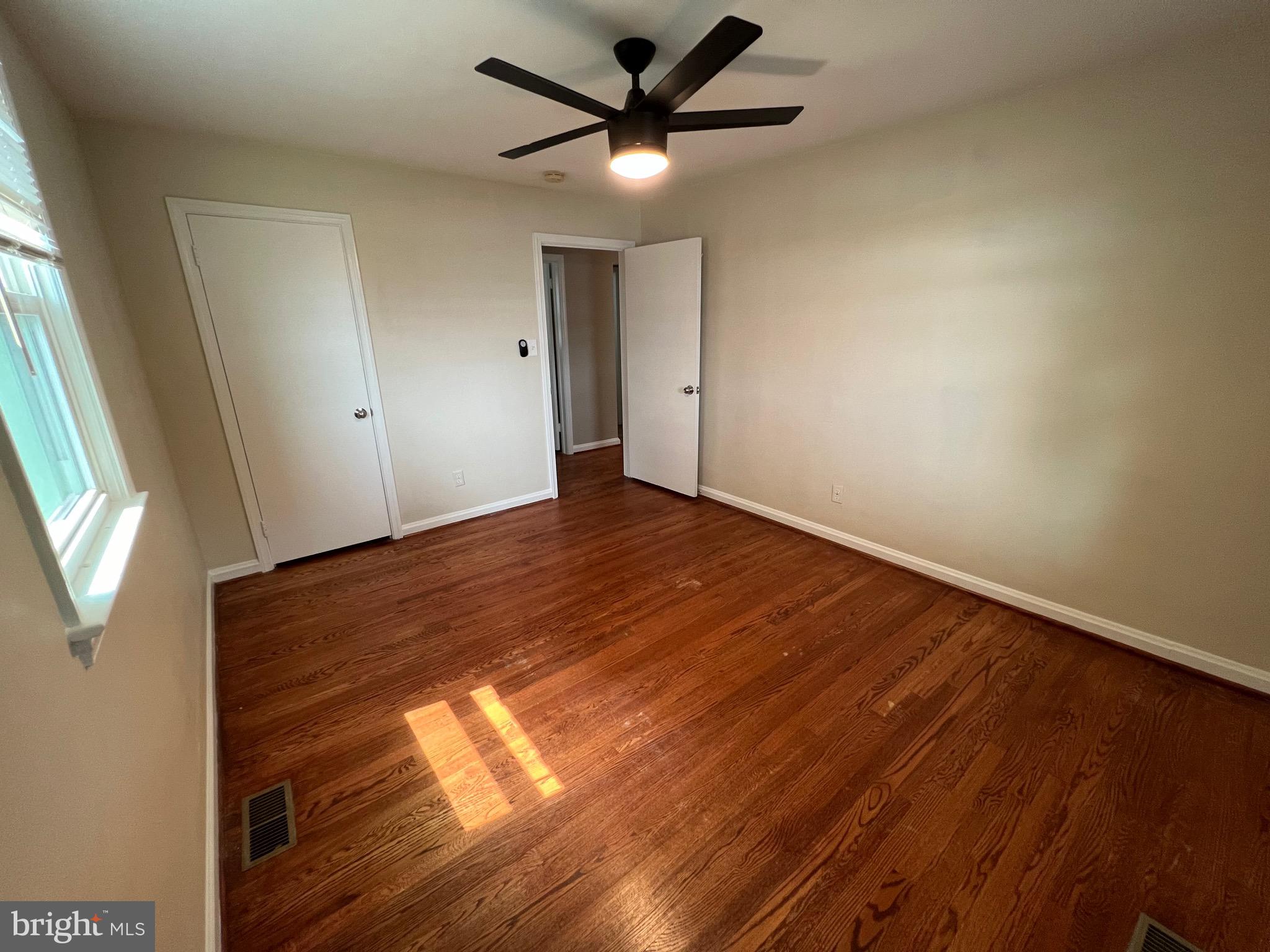 GLEN ISLE - Residential Lease