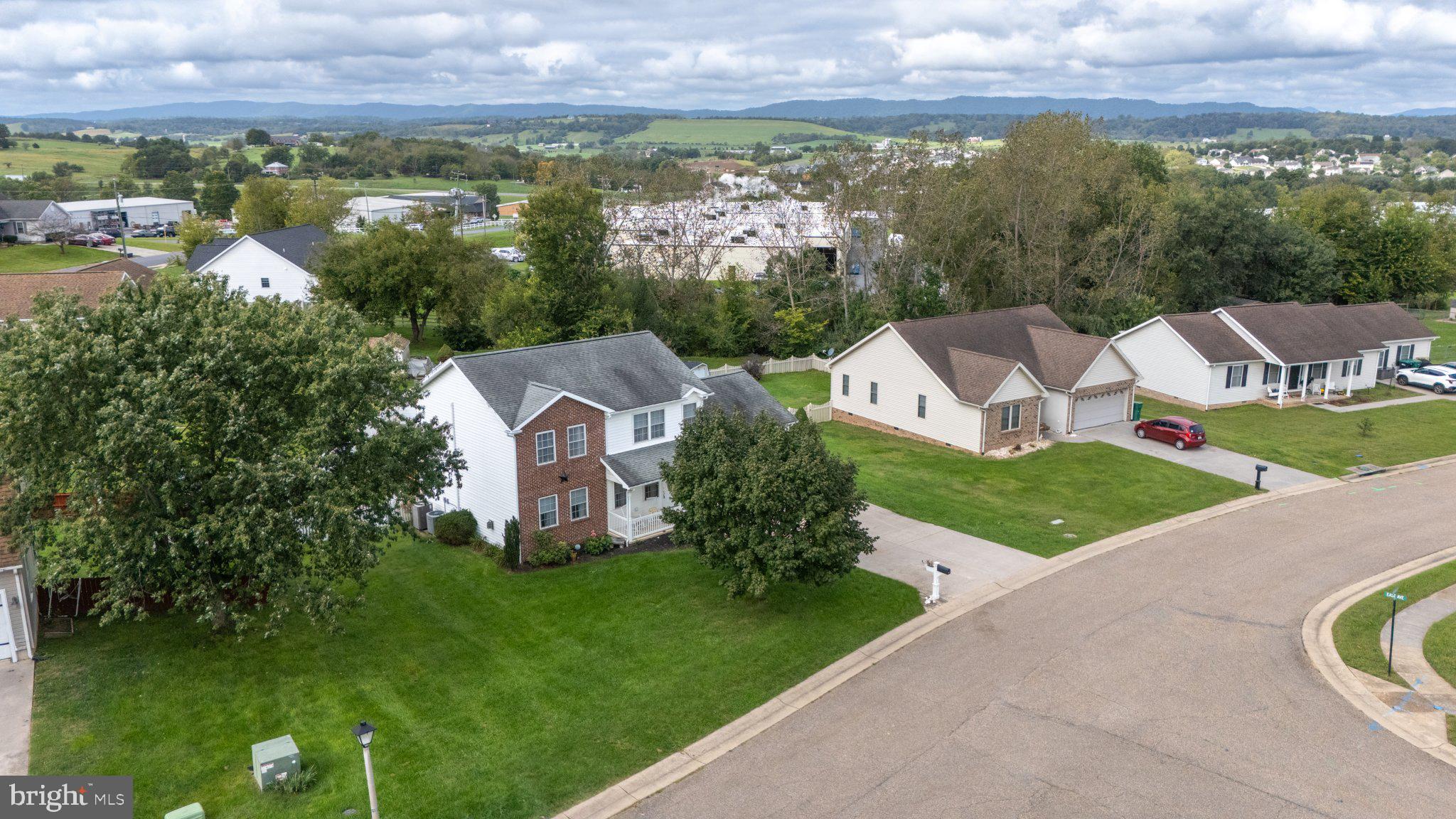 254 RAYANN LANE