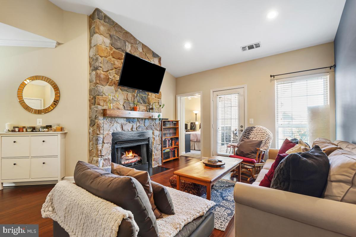 PALAZZO AT PARK CENTER - Residential