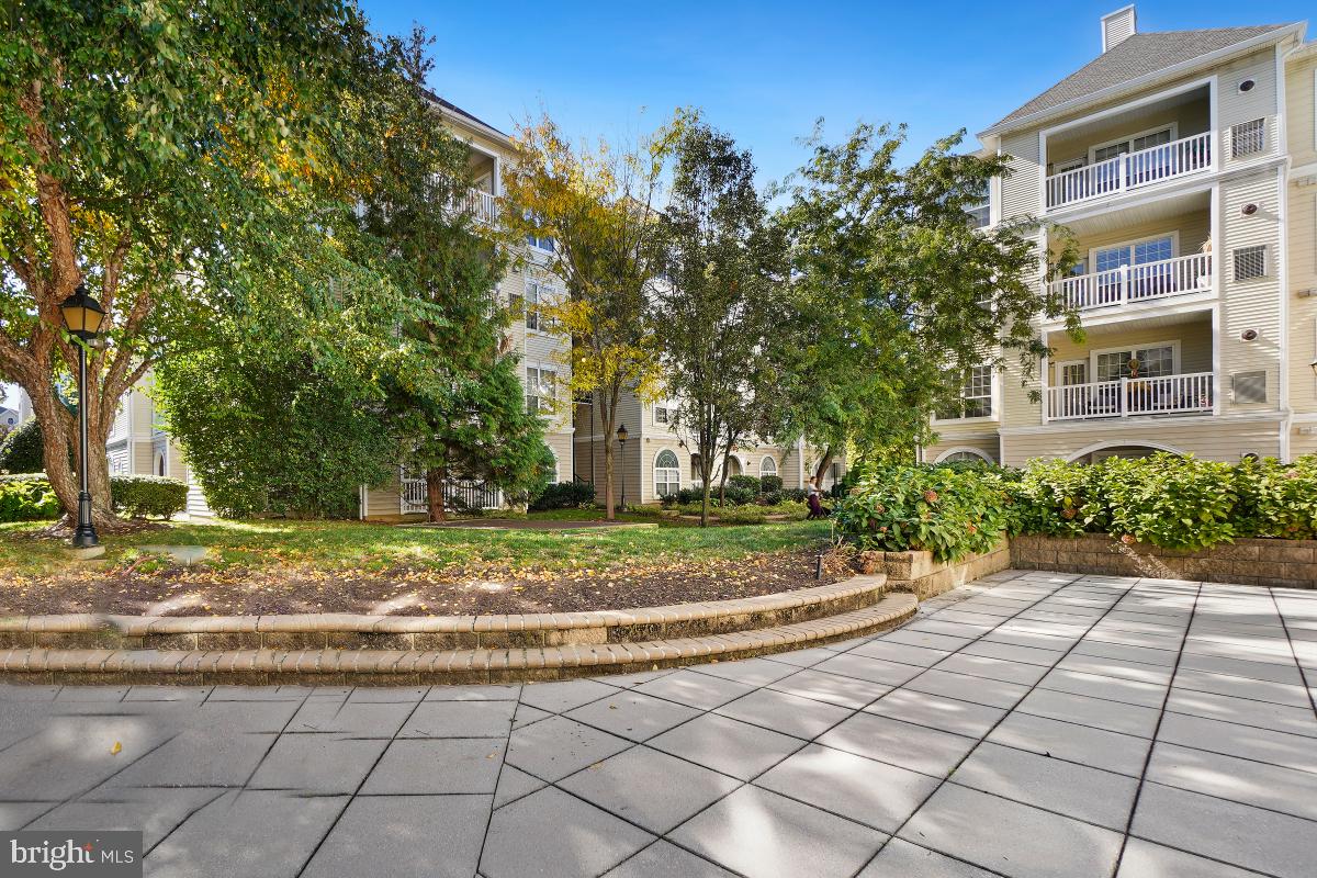 PALAZZO AT PARK CENTER - Residential