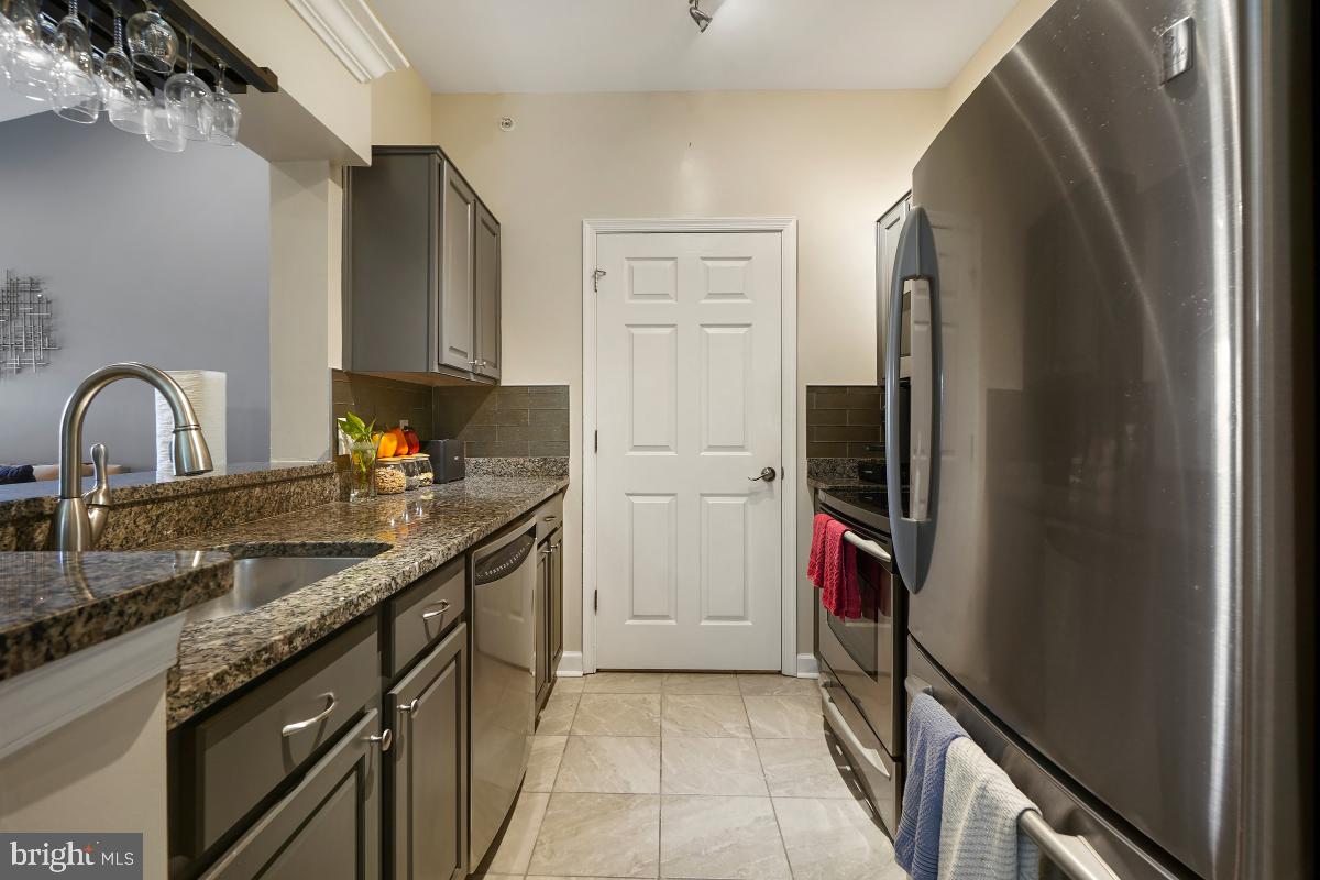 PALAZZO AT PARK CENTER - Residential