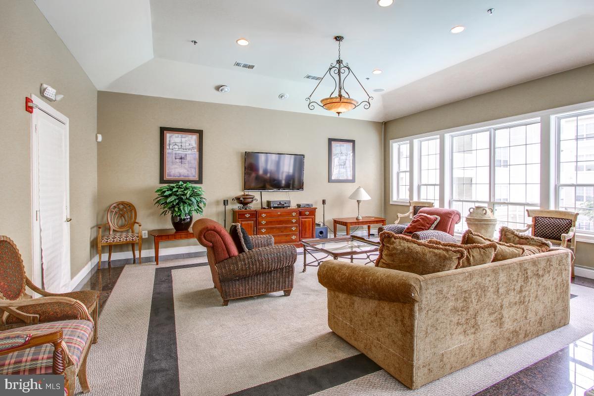 PALAZZO AT PARK CENTER - Residential