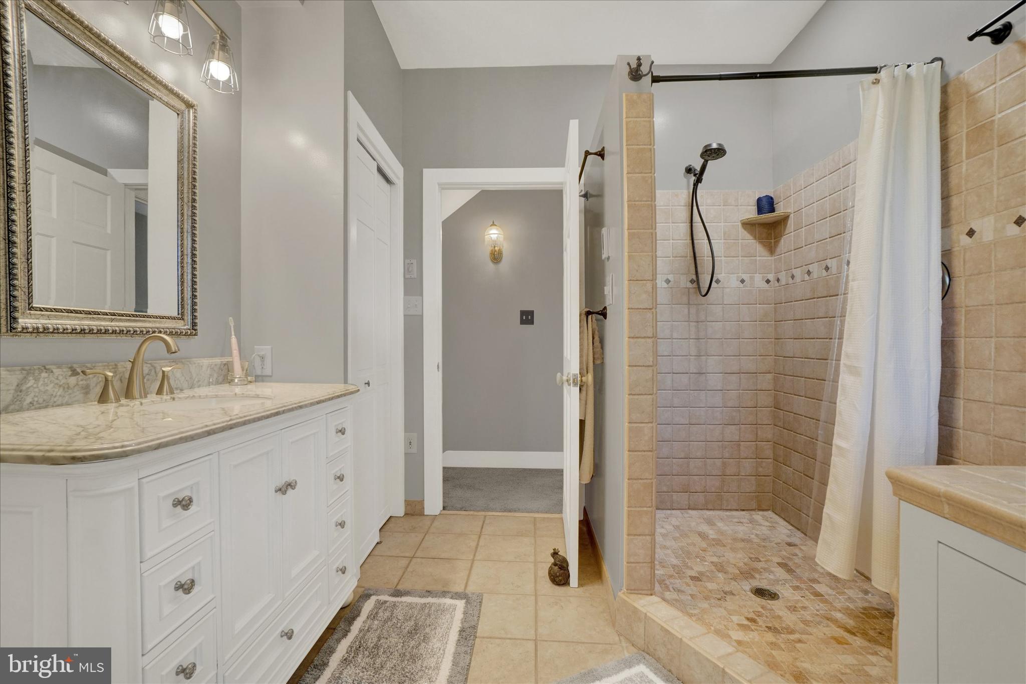 HOPEWELL TWP - Residential