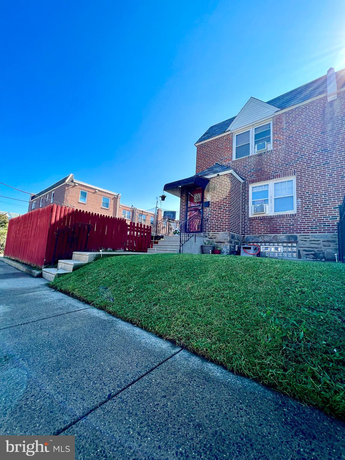 CASTOR GARDENS - Residential