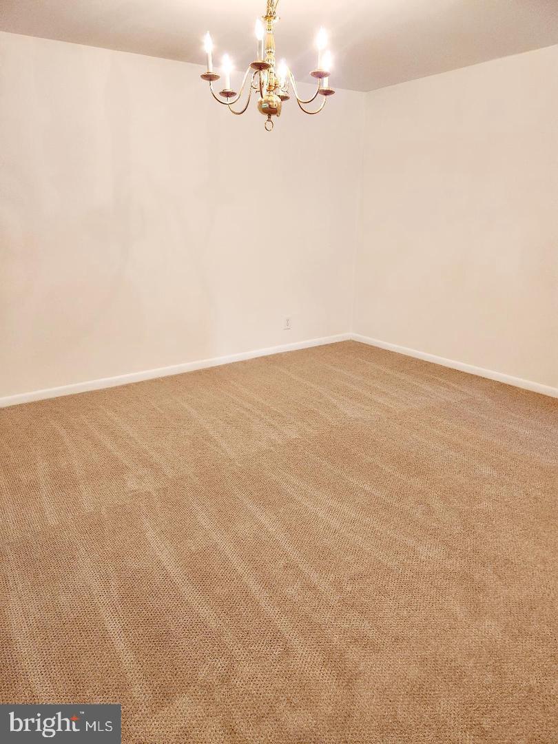 SUMNER VILLAGE - Residential Lease