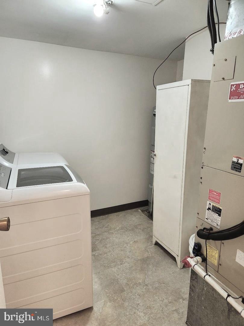 SUMNER VILLAGE - Residential Lease