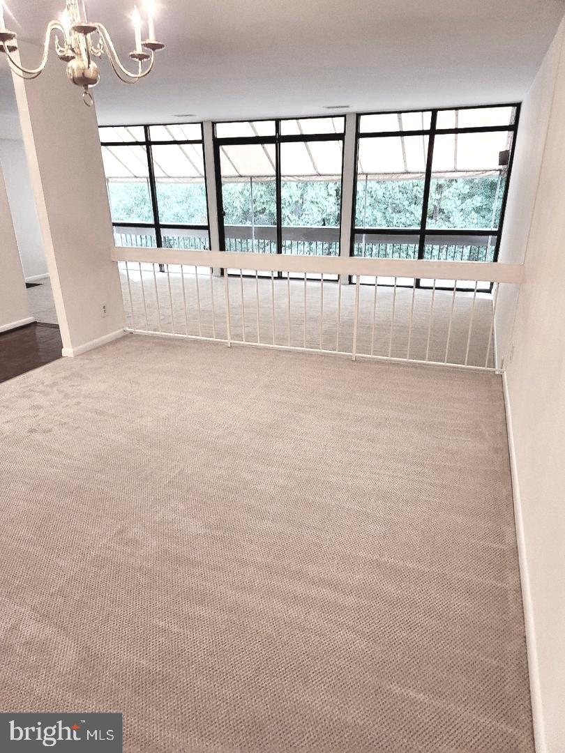 SUMNER VILLAGE - Residential Lease