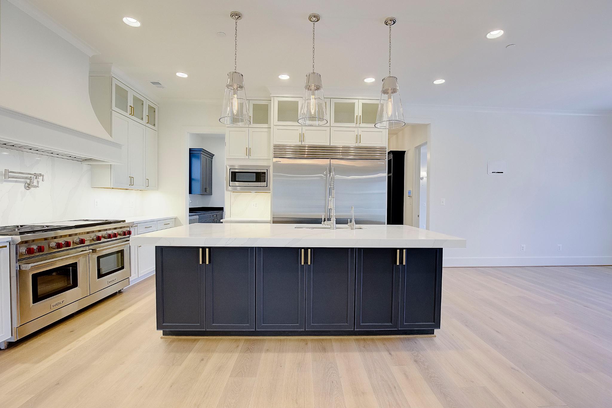 GLEN HILLS - Residential