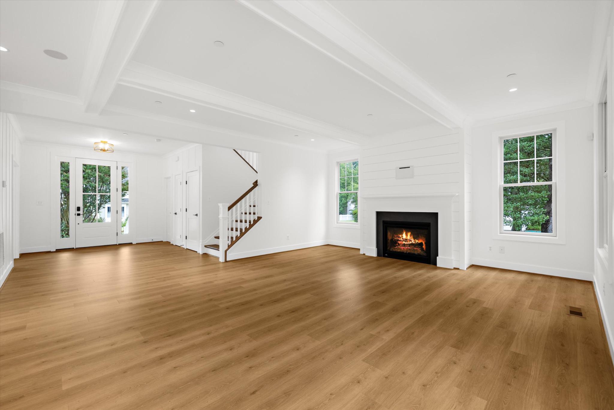 GLEN HILLS - Residential