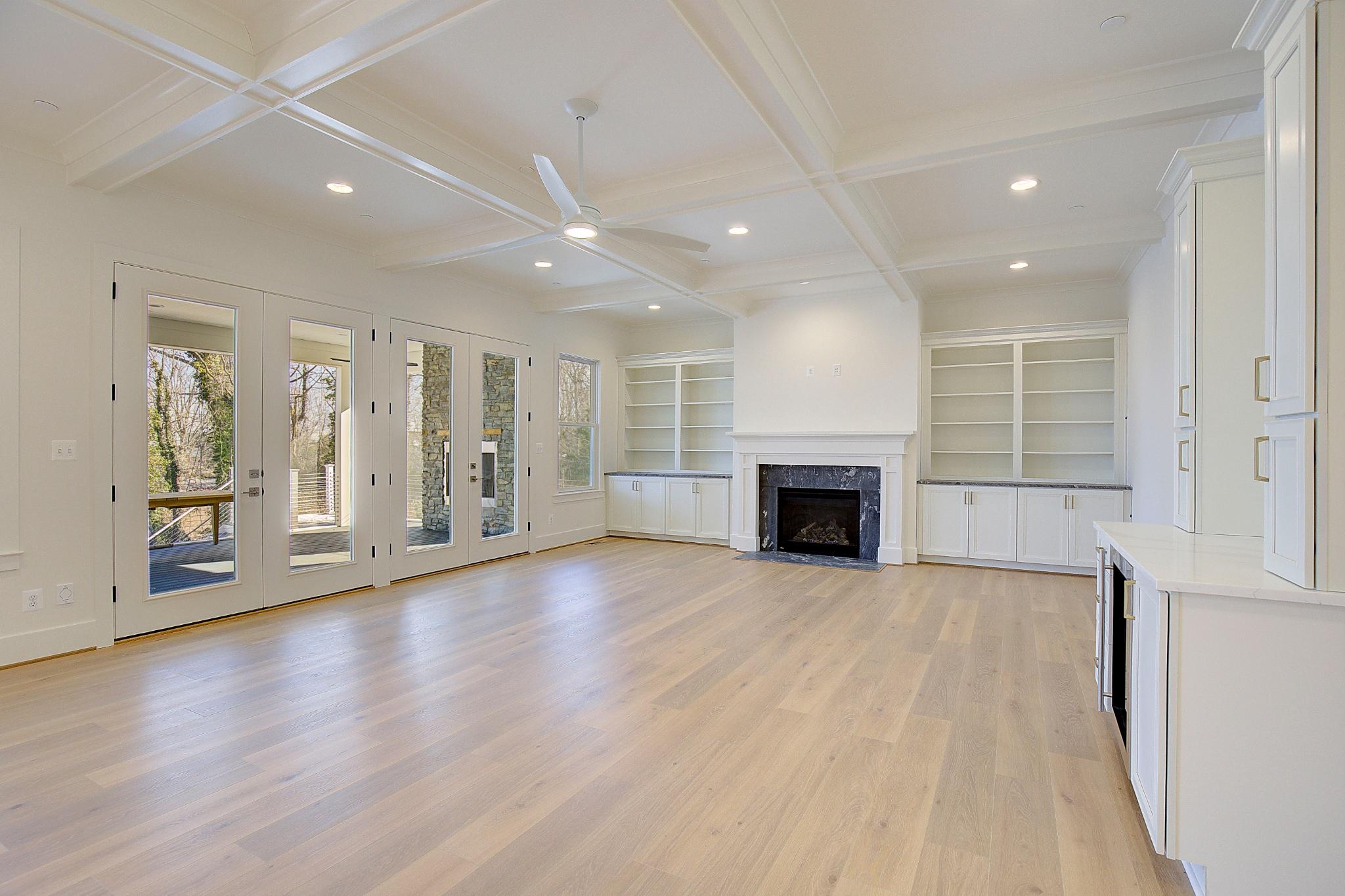 GLEN HILLS - Residential