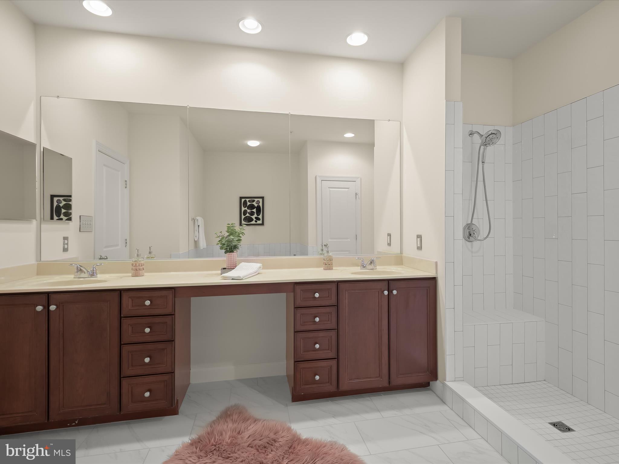 MAPLE LAWN - Residential