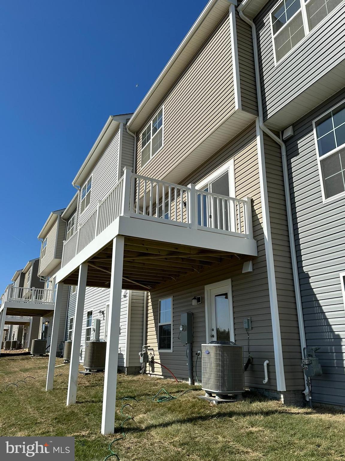 FREDERICK - Residential Lease