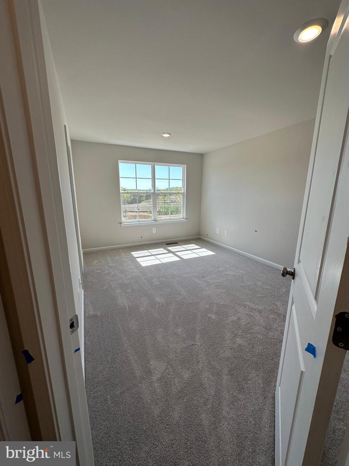 FREDERICK - Residential Lease