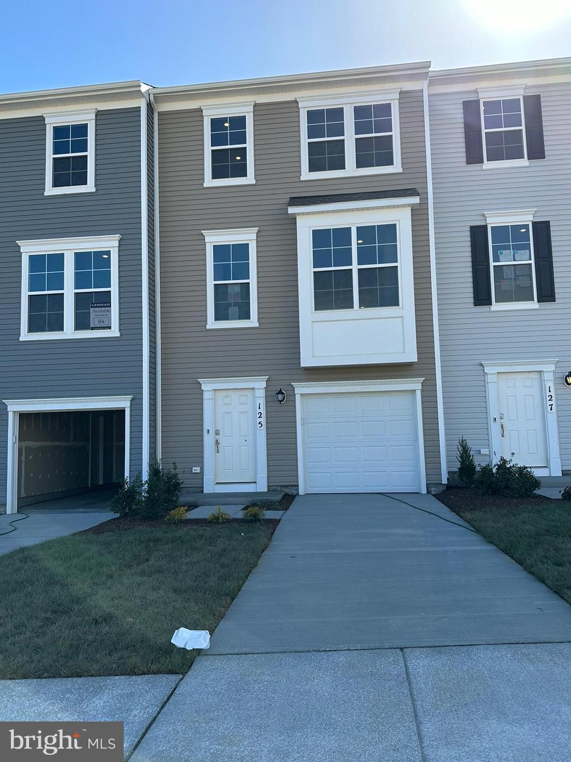 FREDERICK - Residential Lease