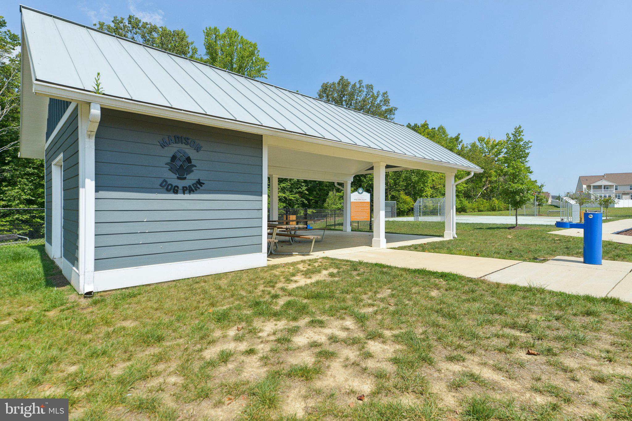 VILLAGES OF SAVANNAH - Residential