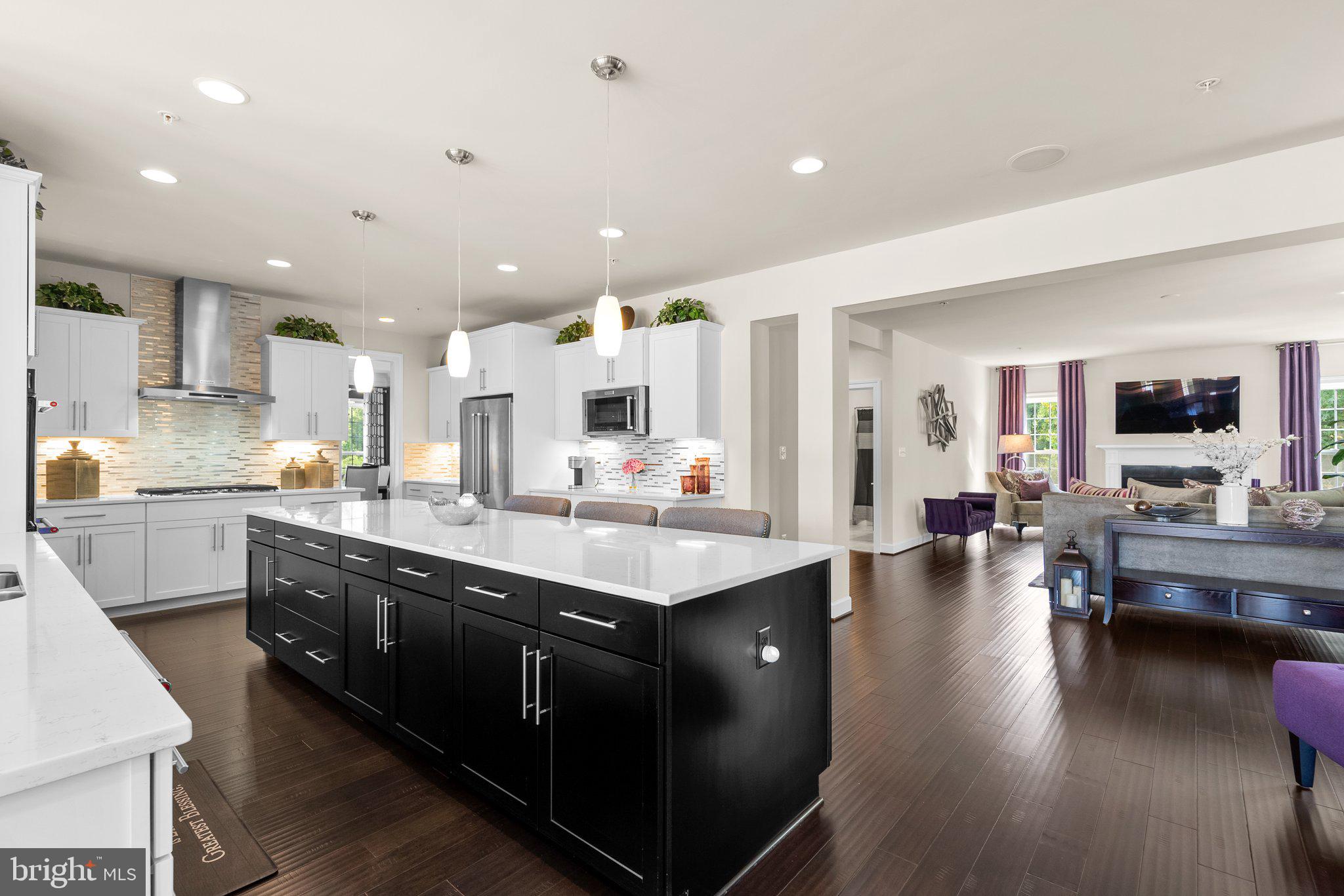 VILLAGES OF SAVANNAH - Residential