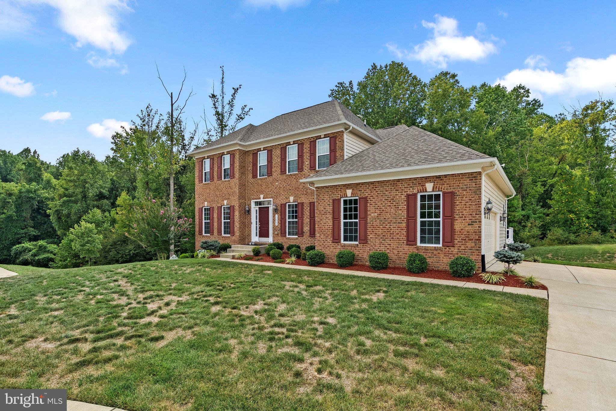 VILLAGES OF SAVANNAH - Residential