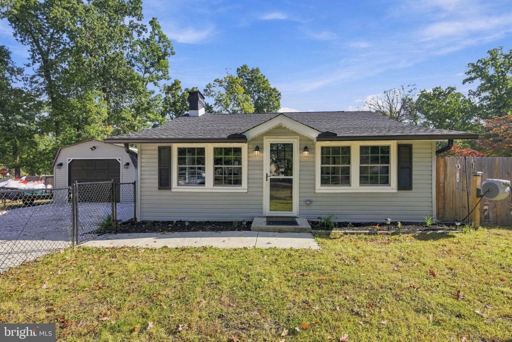 Photo of 100 Clan Street, BROWNS MILLS, NJ 08015 (MLS # NJBL2122036)